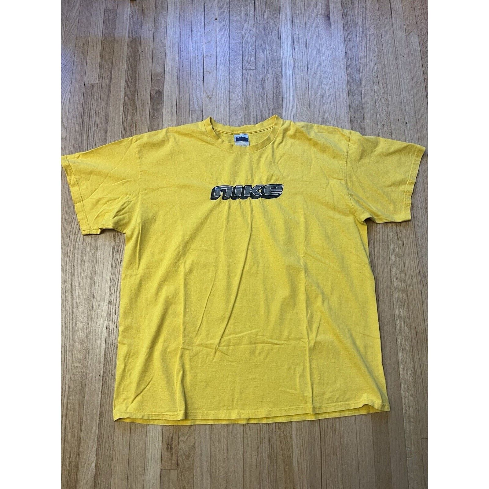 Nike Vintage Y2K Nike Mens Sz 2XL Shirt Swoosh Logo Skater Yellow Size US XXL / EU 58 / 5 - 1 Thumbnail