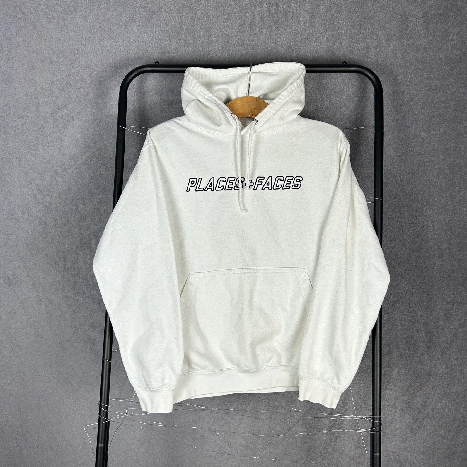 Designer × Places + Faces Places +Faces hoodie white big logo spellout embriordery Size US S / EU 44-46 / 1 - 1 Thumbnail