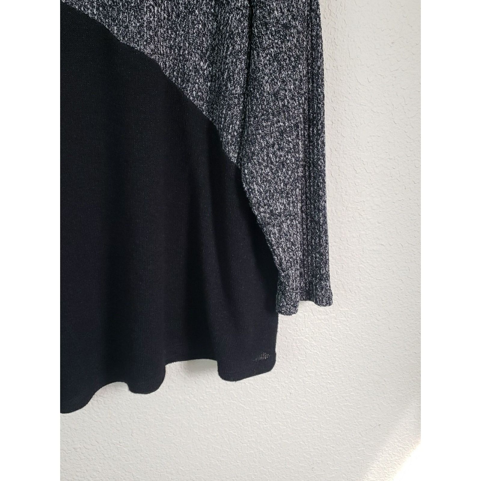Other Moa Moa Sweater Color Block Long Sleeve Top Size 2X Pullover Size XXL / US 16-18 / IT 52-54 - 16 Thumbnail