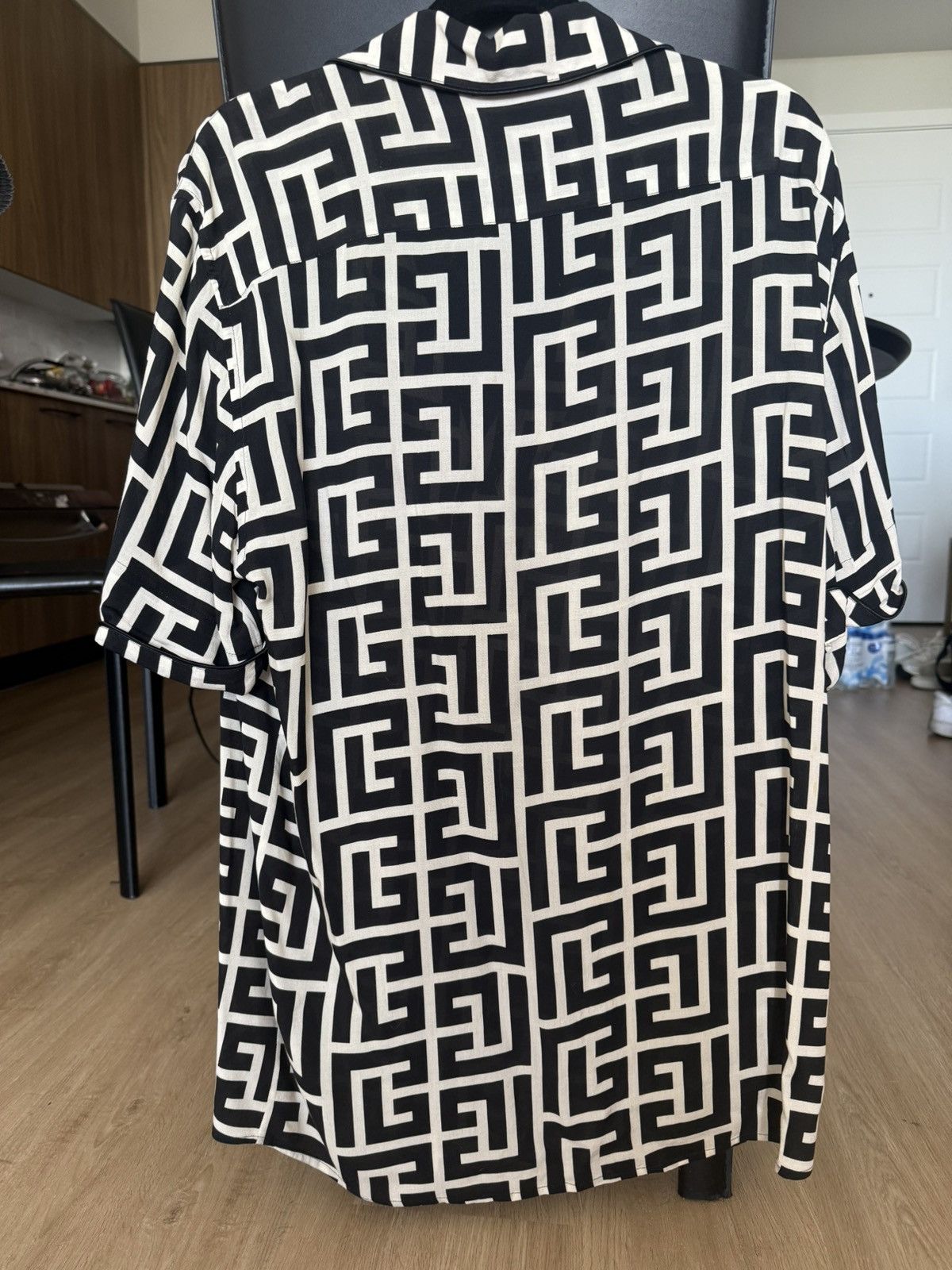 Balmain Balmain Paris Monogram Silk Shirt – Black & White Geometric Size US M / EU 48-50 / 2 - 5 Thumbnail