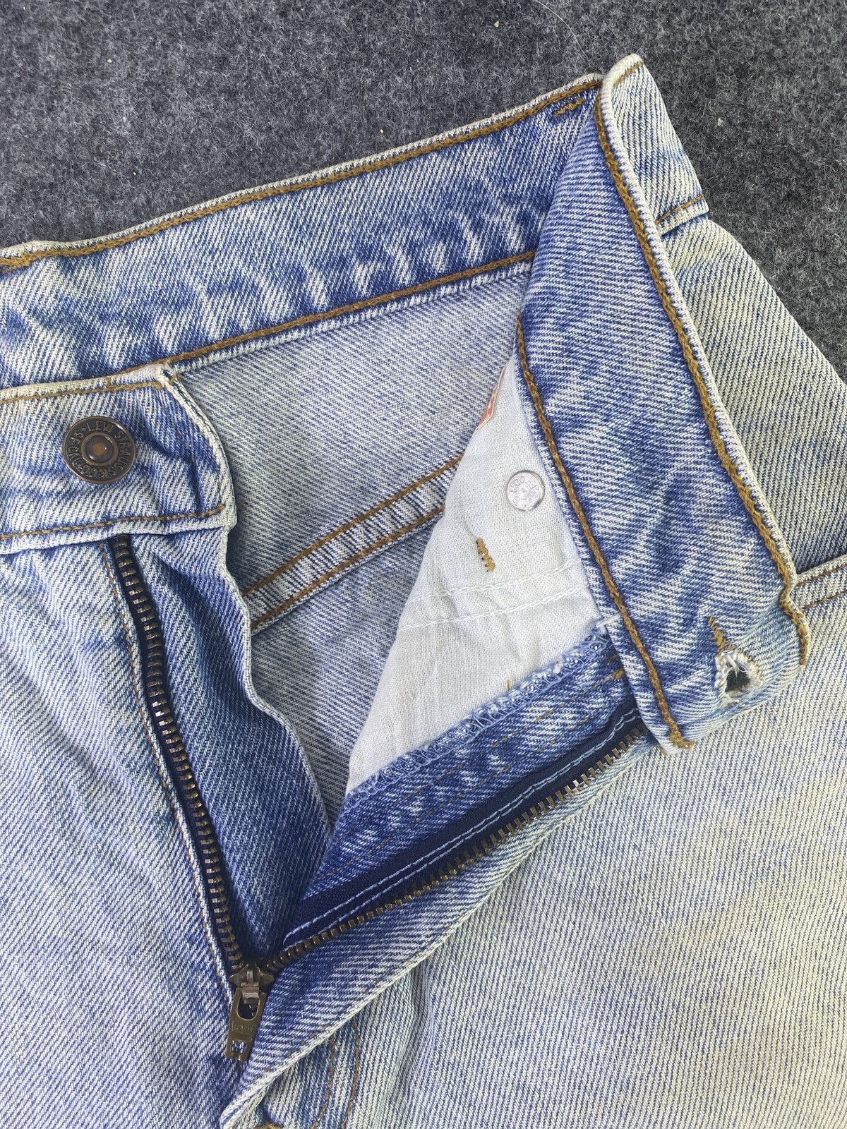 Levi's × Vintage 90s Levis vintage 514 Blue Wash Jeans - J926 Size US 26 / EU 42 - 5 Thumbnail