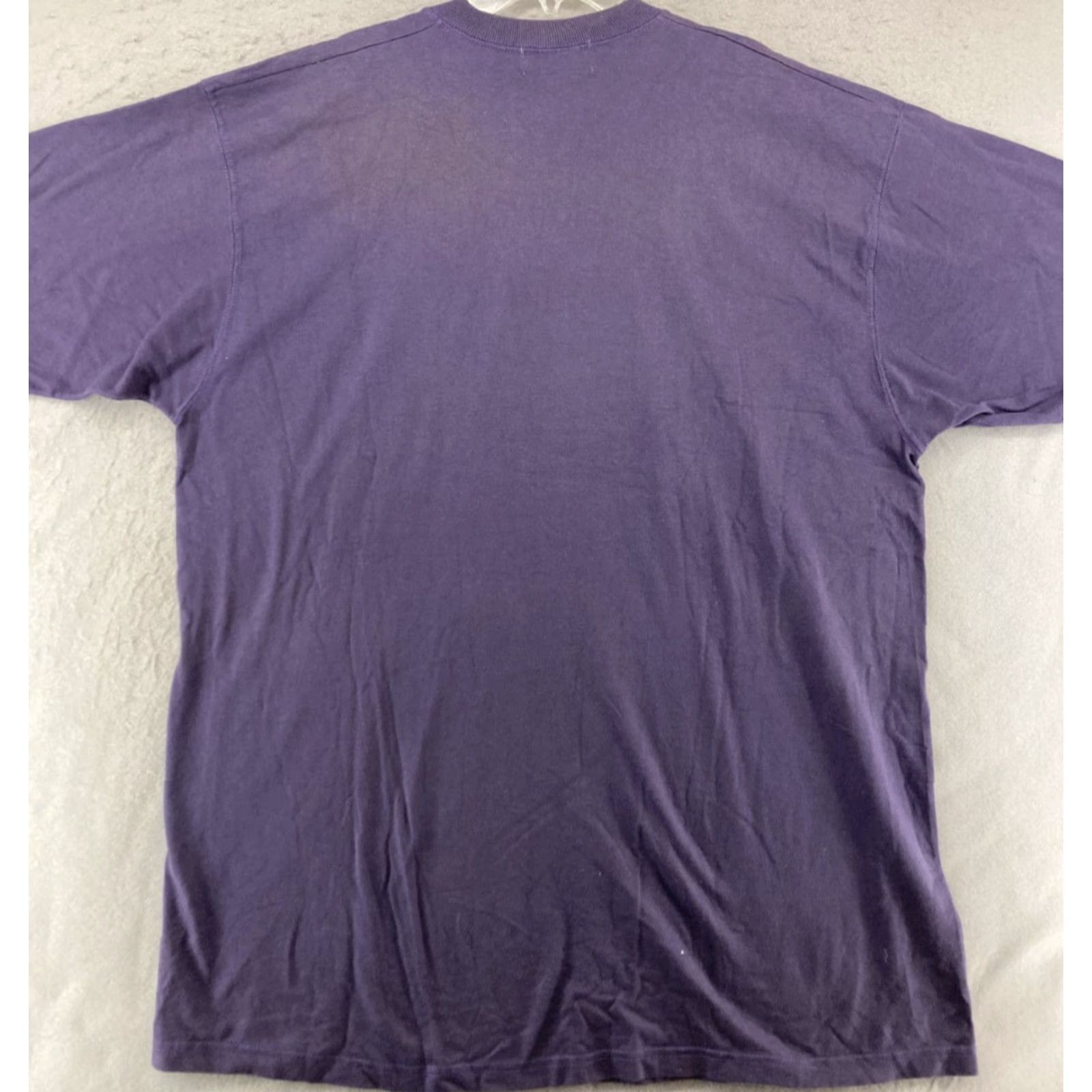 Tommy Hilfiger VINTAGE Tommy Hilfiger Graphic Tee Mens Purple XL Crew Neck Short Sleeve Retro Size US XL / EU 56 / 4 - 7 Thumbnail