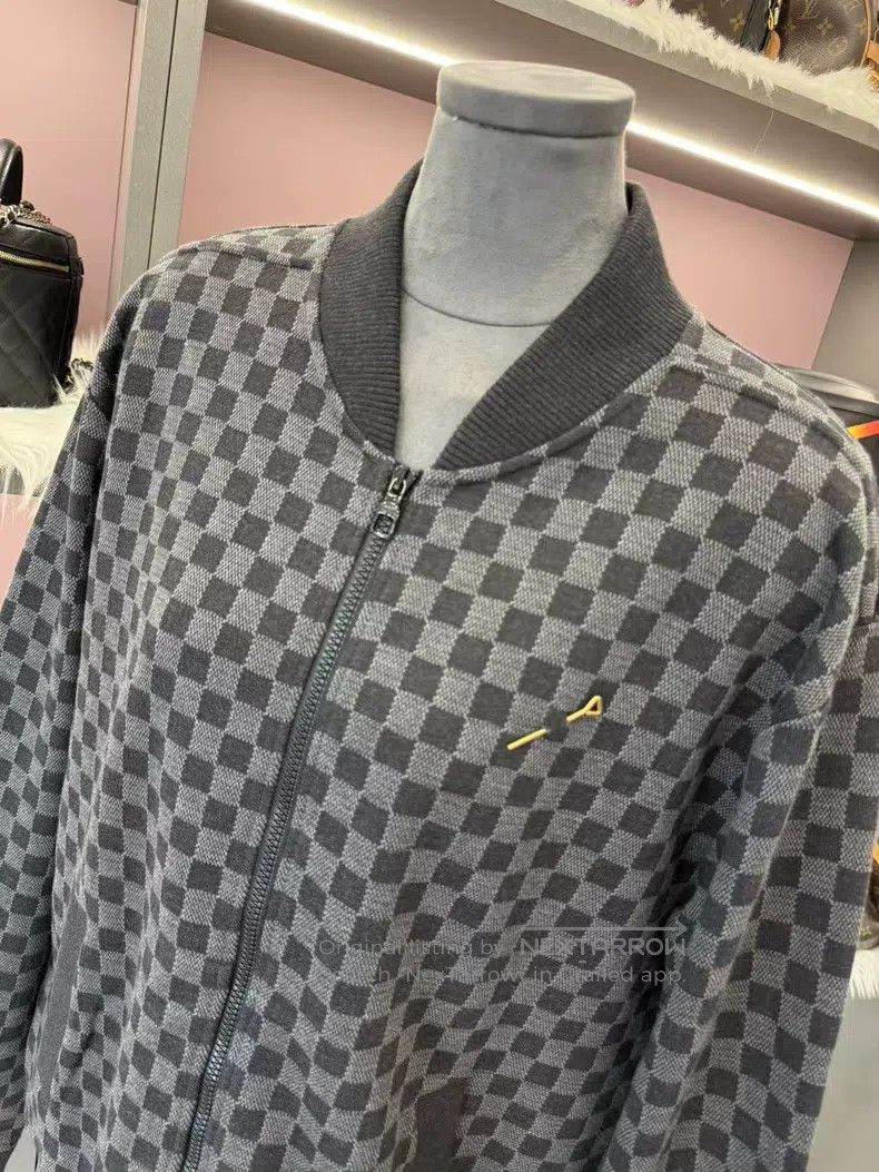 Louis Vuitton Louis Vuitton Checkerboard pinned cashmere jacket Size US XL / EU 56 / 4 - 4 Thumbnail