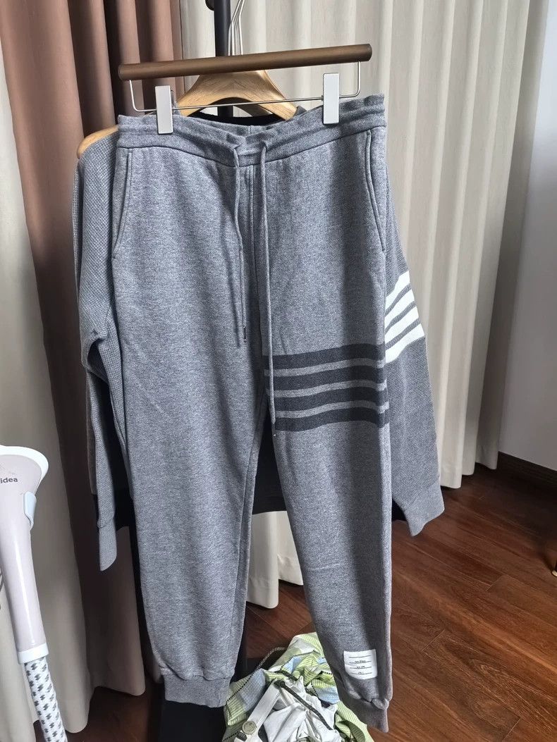 Thom Browne Thom Browne size2 Joggers Size US 41 - 1 Thumbnail