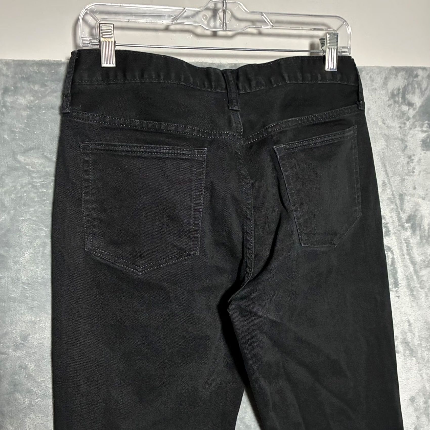 Gap VINTAGE? No. (Cannot add new info) Size US 31 - 4 Thumbnail