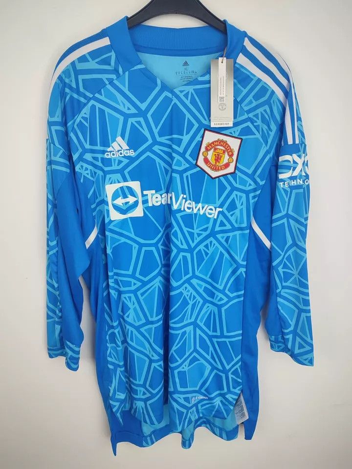 Adidas Manchester United 2022/23 Away Goalkeeper FOOTBALL Kit Size US XXL / EU 58 / 5 - 11 Thumbnail