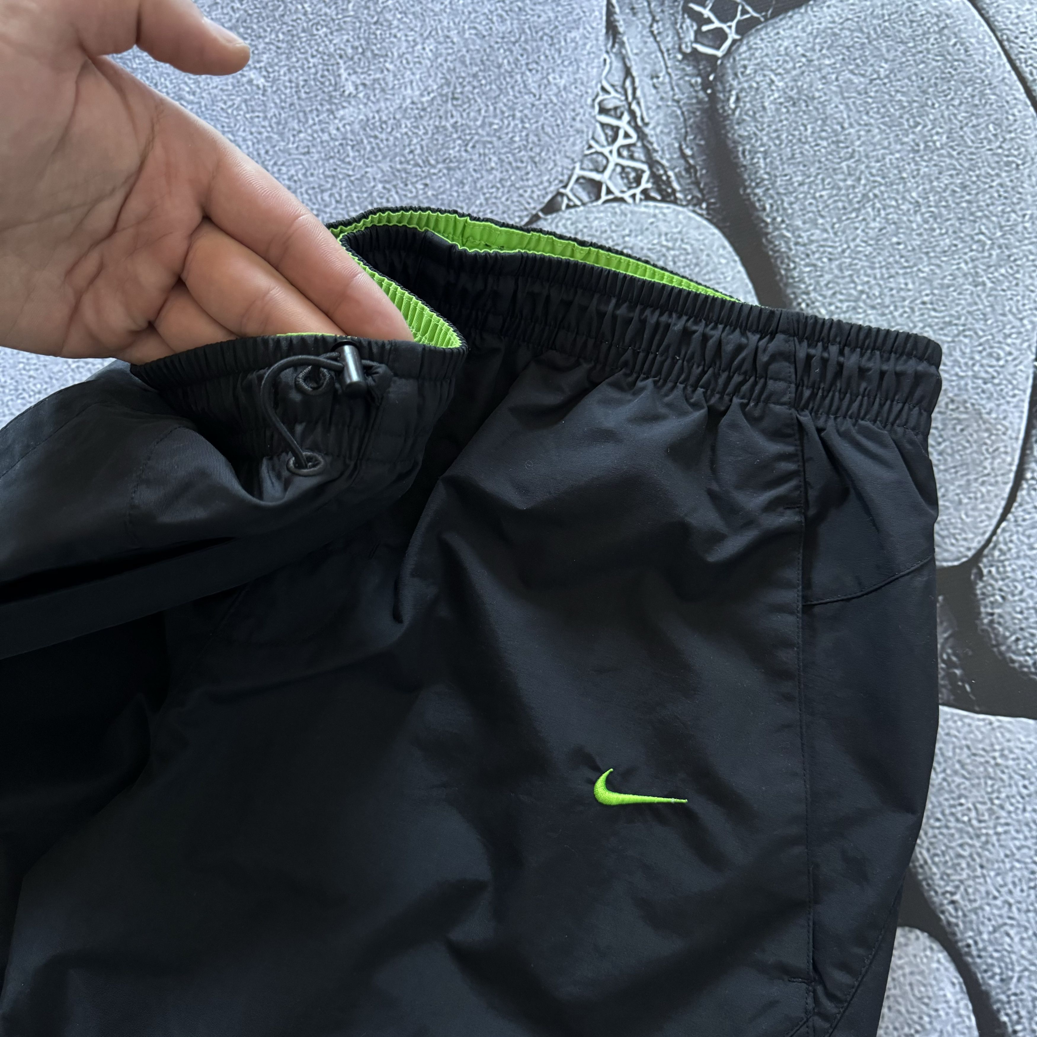 Nike × Vintage NIKE SHOX LIME BLACK VINTAGE SHORTS DRILL Y2K Size US 34 / EU 50 - 5 Thumbnail