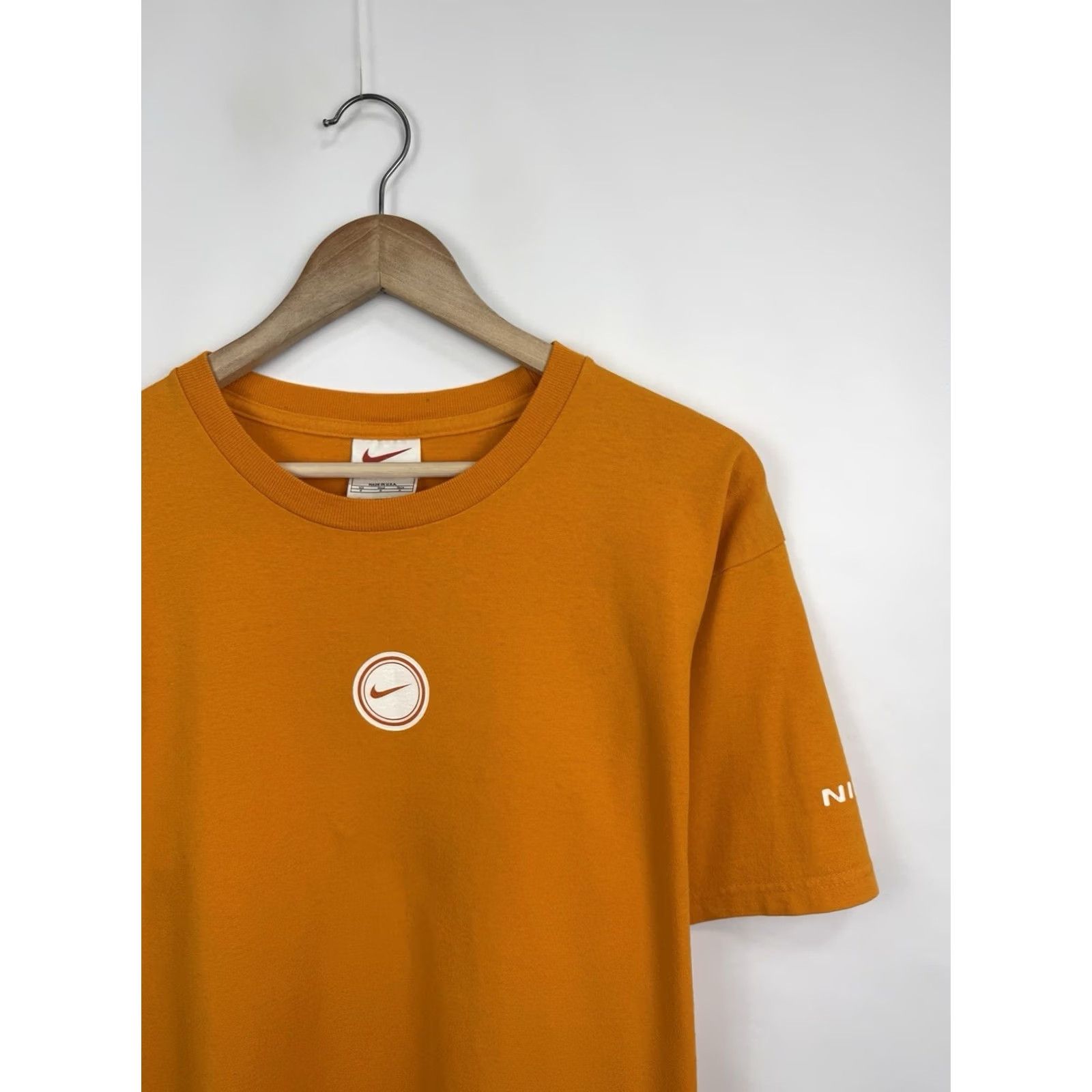 Nike VINTAGE Nike T-Shirt Mens Regular M 90s Made in USA Orange Y2K Retro CAUTION: Rare Size US M / EU 48-50 / 2 - 2 Thumbnail