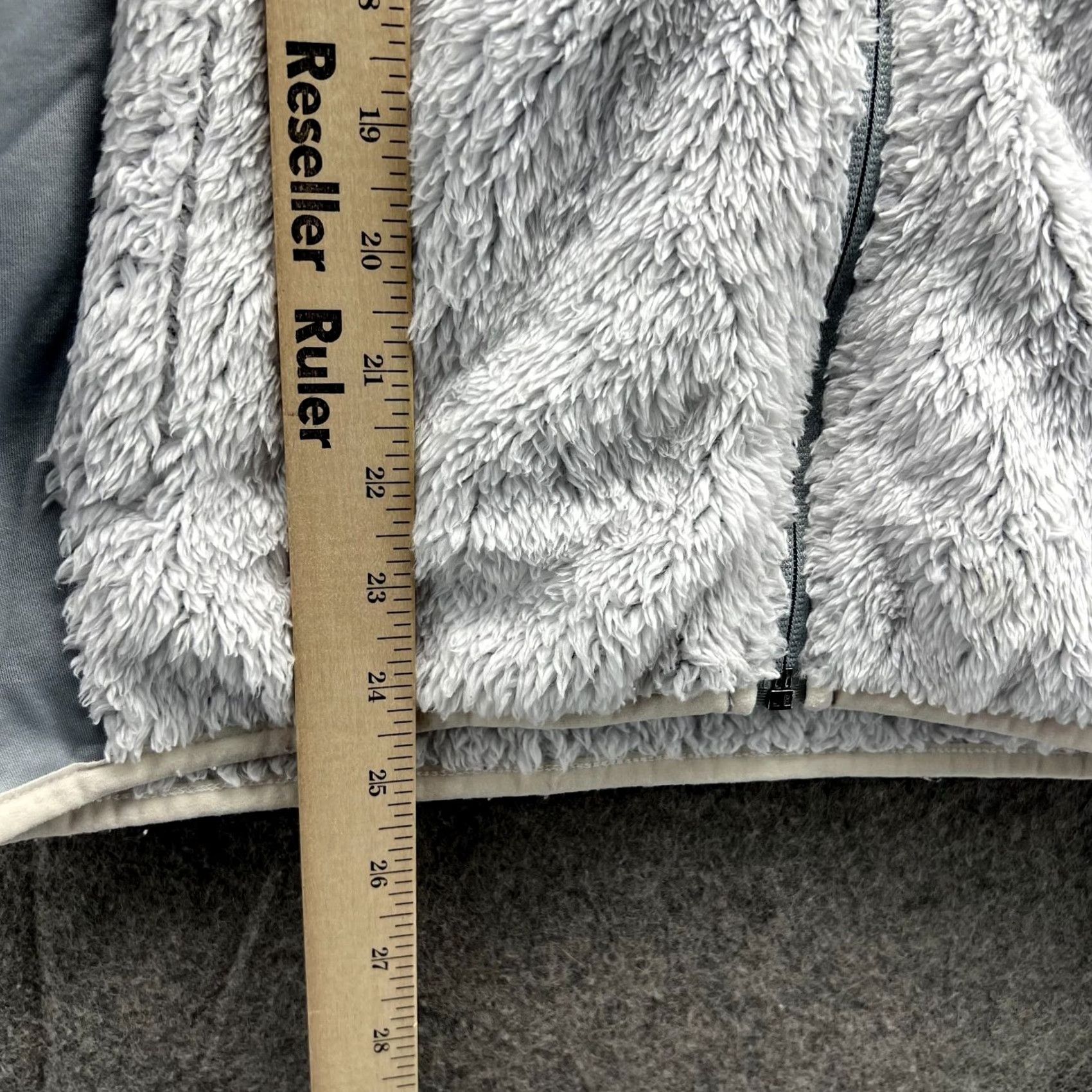 Vintage Columbia Jacket Womens Small Gray Fuzzy Sherpa Softshell Full Zip Winter Size S / US 4 / IT 40 - 4 Thumbnail