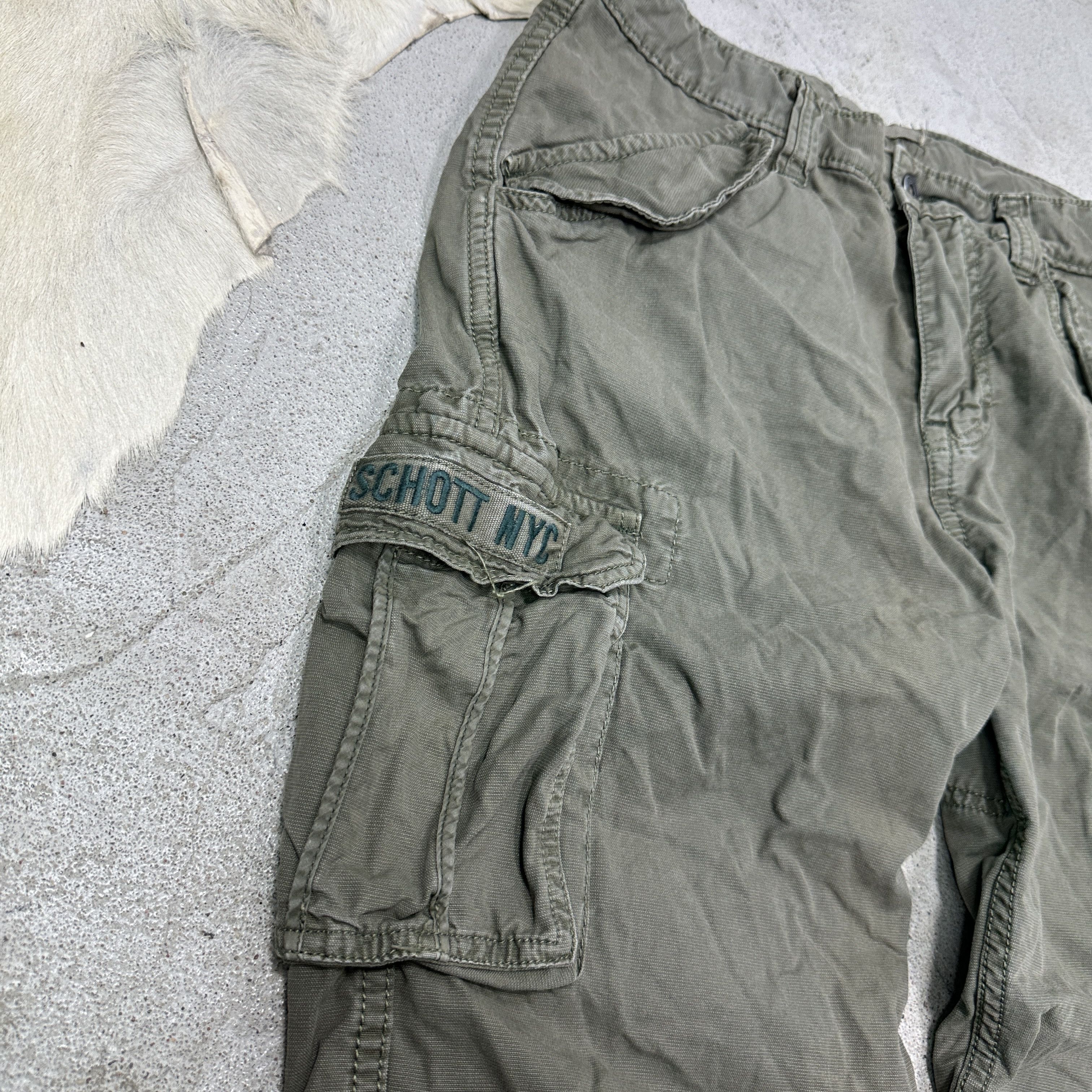 Vintage Vintage Casual Streetwear Schott NYC Shorts Y2K Size US 33 - 2 Thumbnail