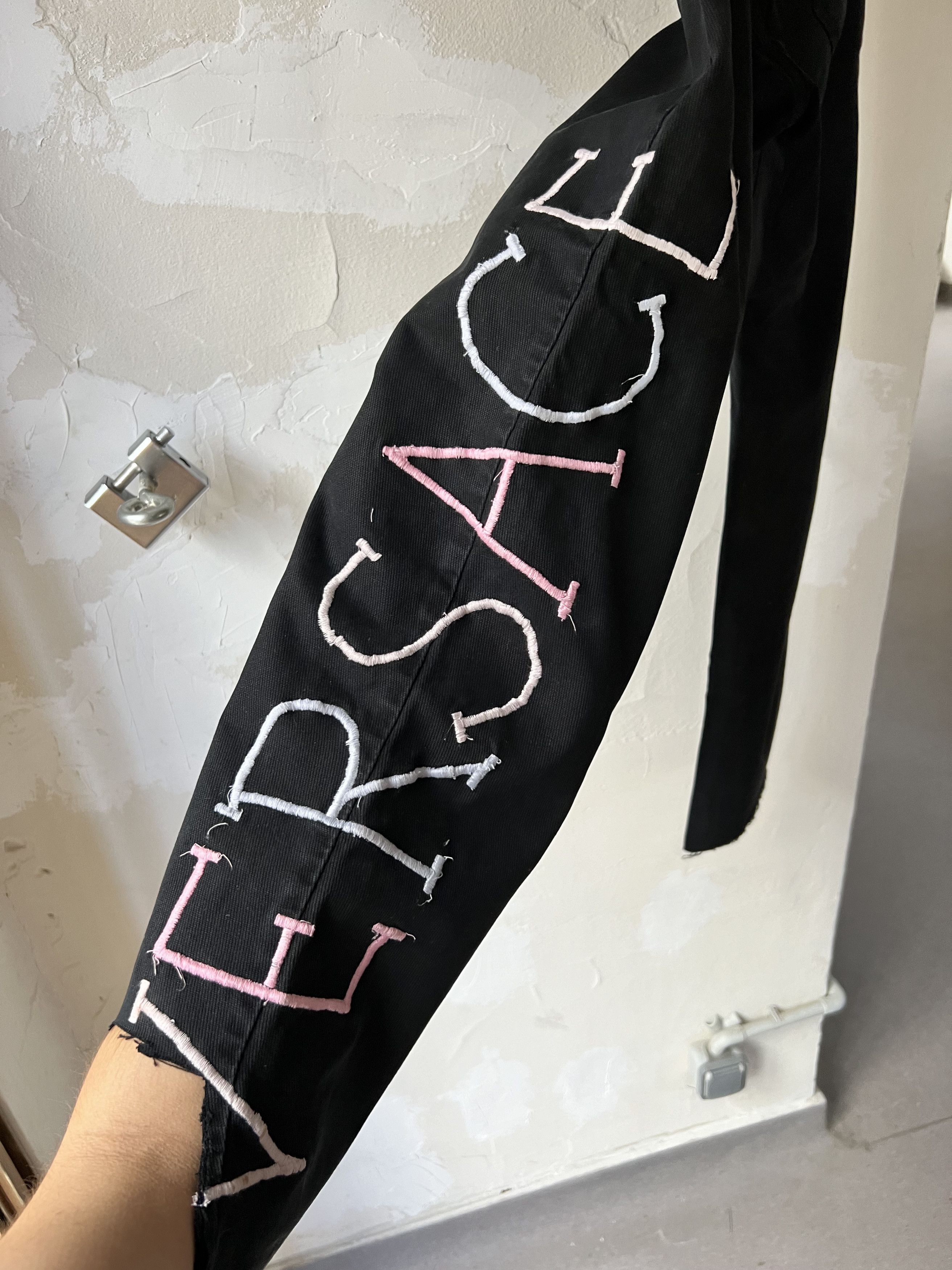 Denime × Versace Jeans Couture Versace Jean Pant Distressed Cropped Embroidered Size US 32 / EU 48 - 5 Thumbnail