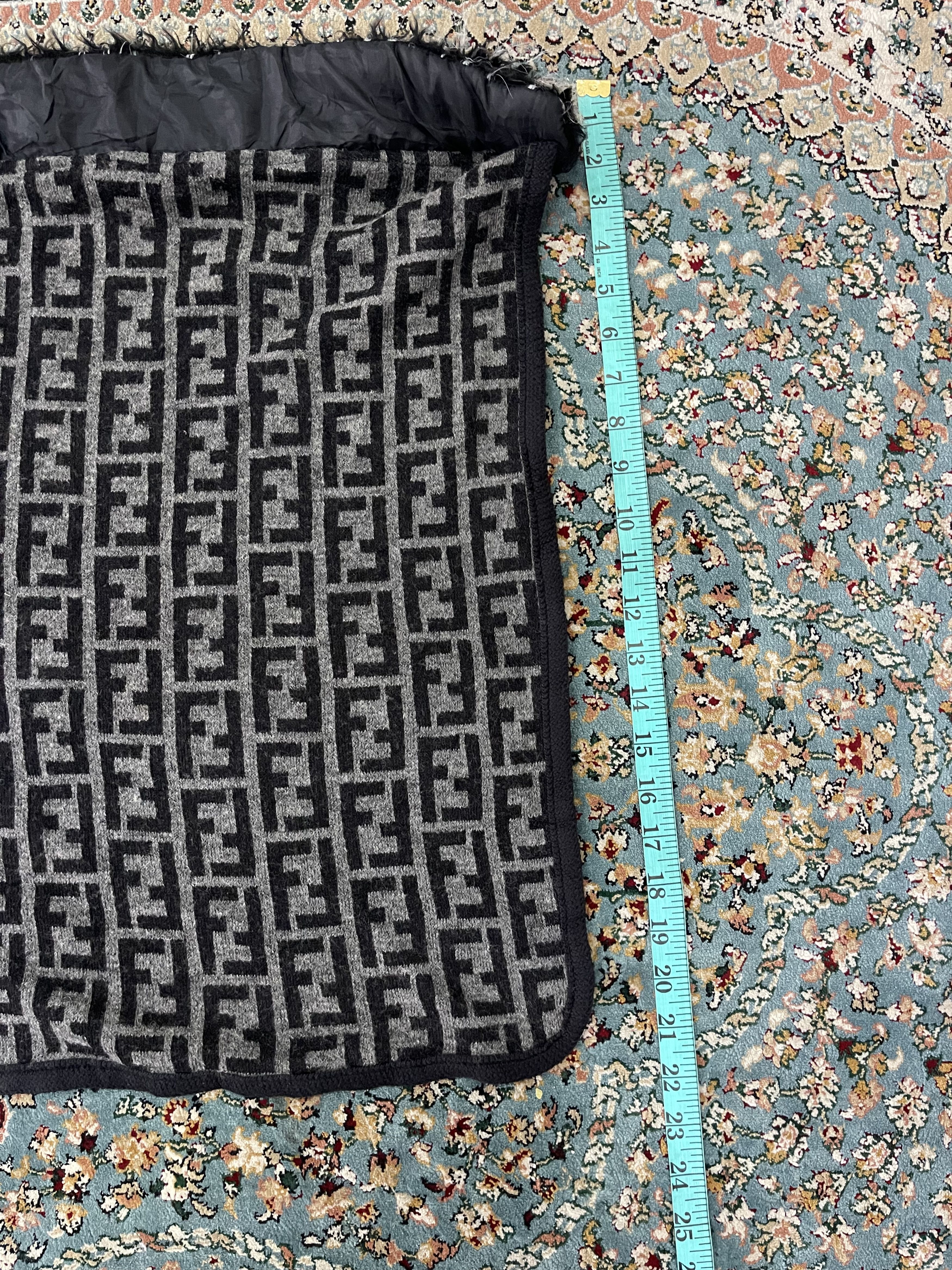 Fendi FENDI Zucca Neckwear Scarf Muffler Lambswool Size ONE SIZE - 4 Thumbnail