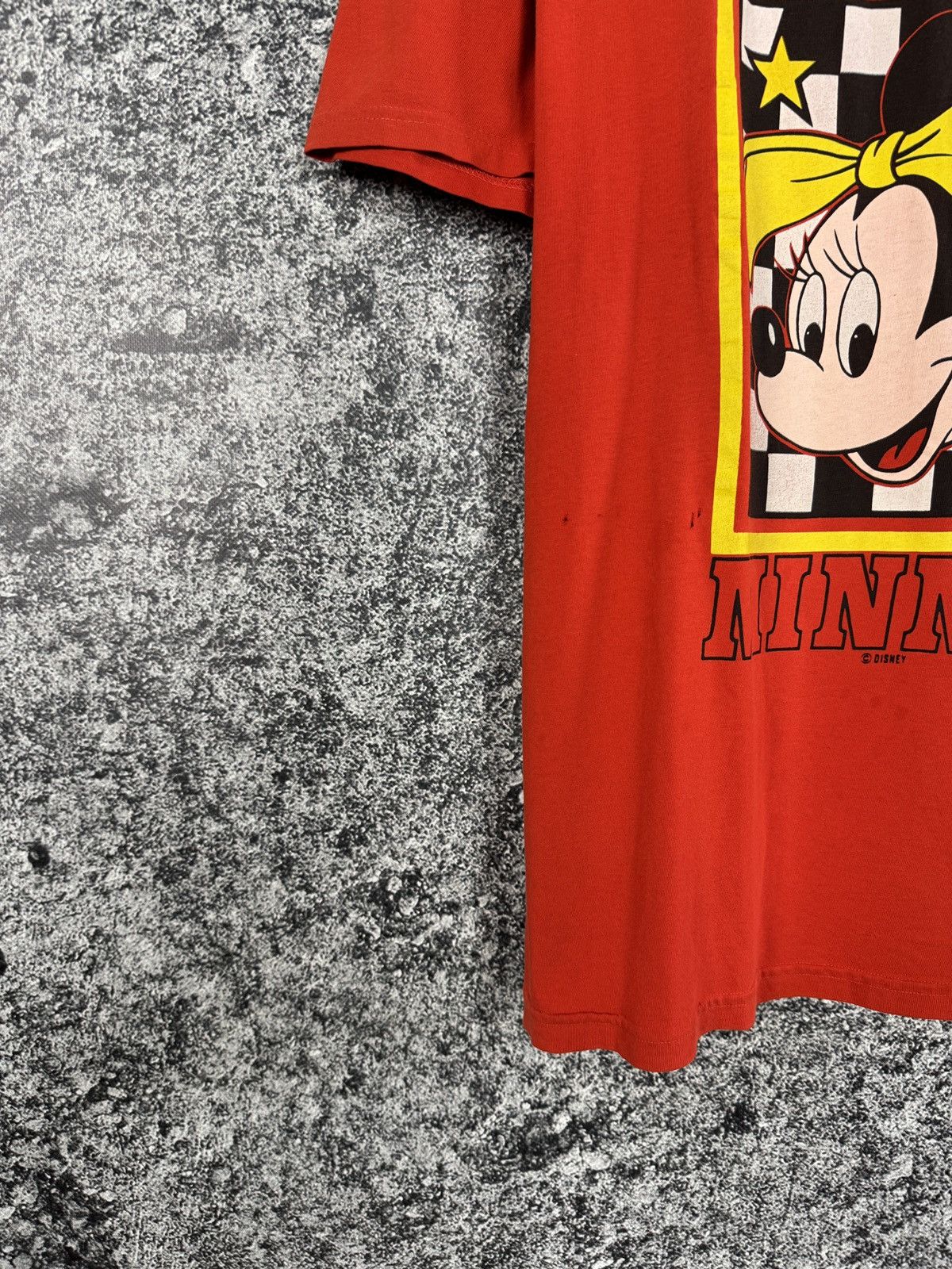 Disney Men’s Mickey Mouse Disney T-Shirt Minnie Vintage 90s Size L Size US L / EU 52-54 / 3 - 4 Thumbnail