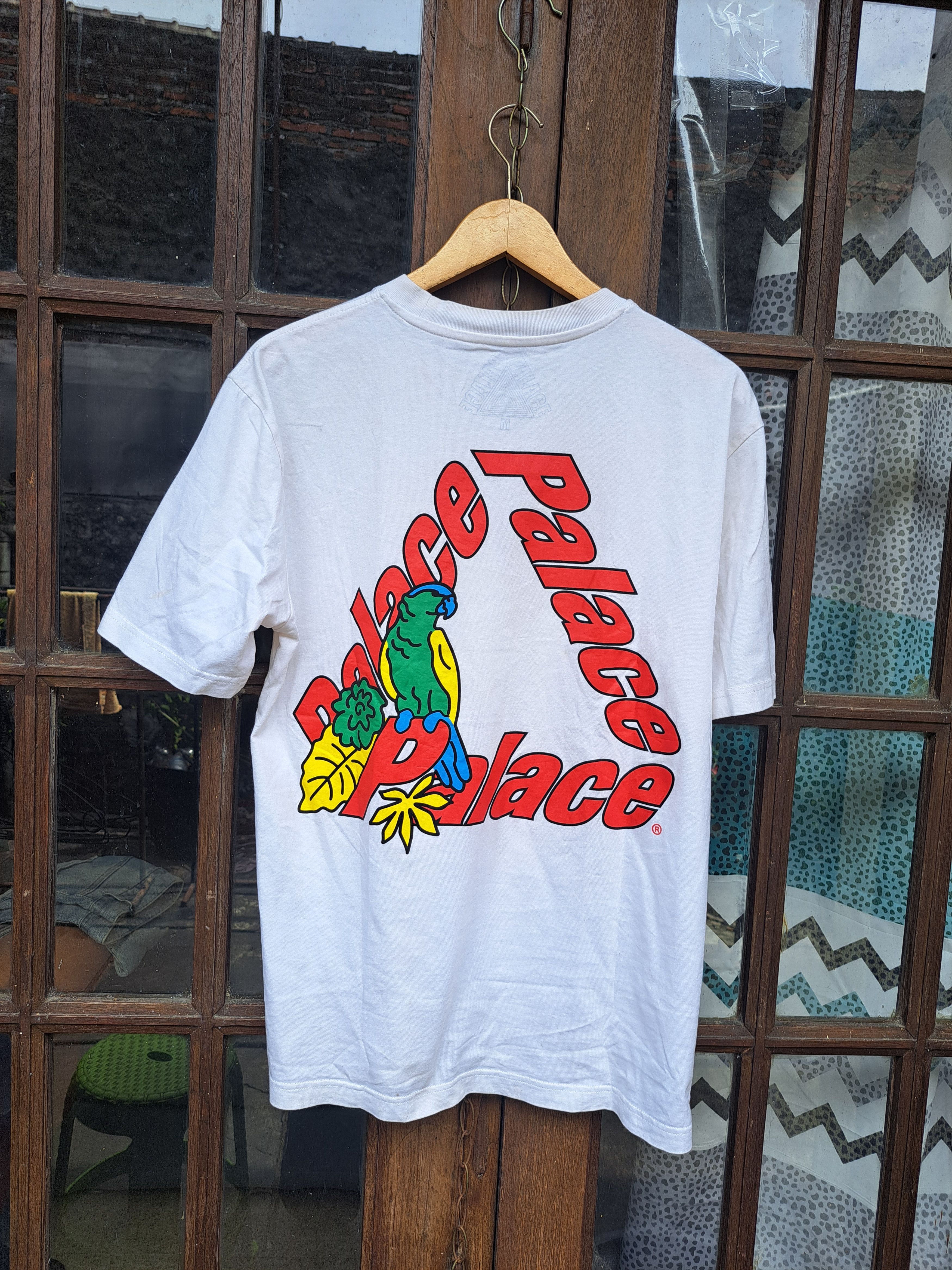 Palace PALACE Palace Parrot P3 Tshirt Mens Medium Size US M / EU 48-50 / 2 - 1 Thumbnail