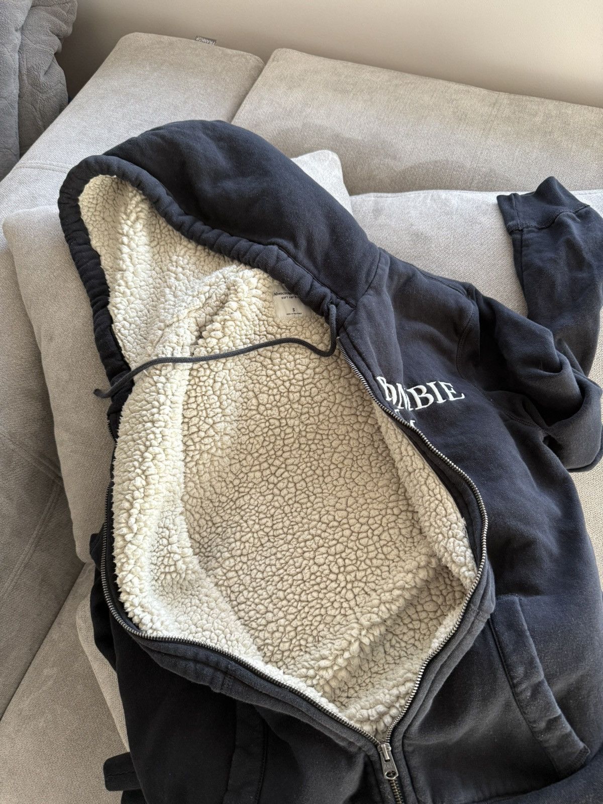 Abercrombie & Fitch Abercrombie & Fitch Y2K Faux Sherpa Zip Hoodie Size US S / EU 44-46 / 1 - 8 Thumbnail