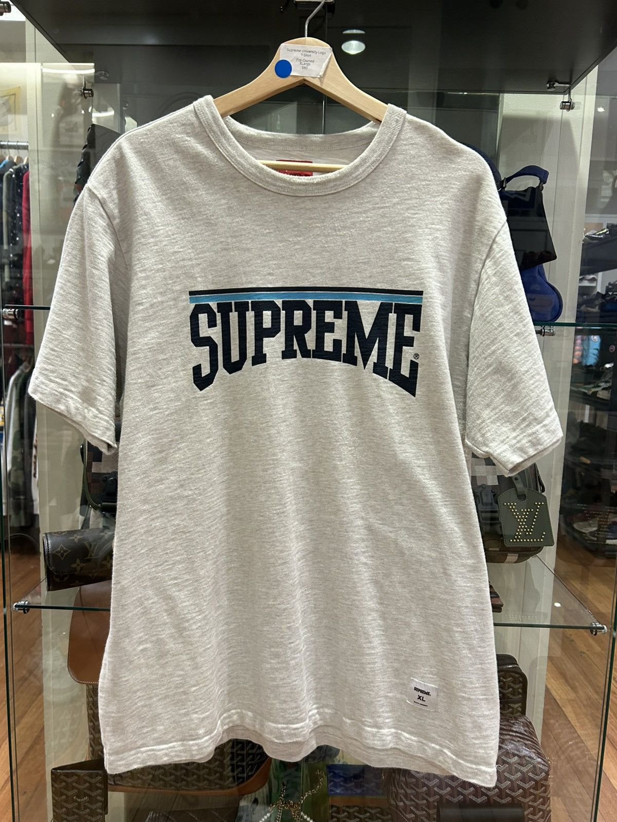 Supreme Supreme University Logo Tee Size US XL / EU 56 / 4 - 1 Thumbnail