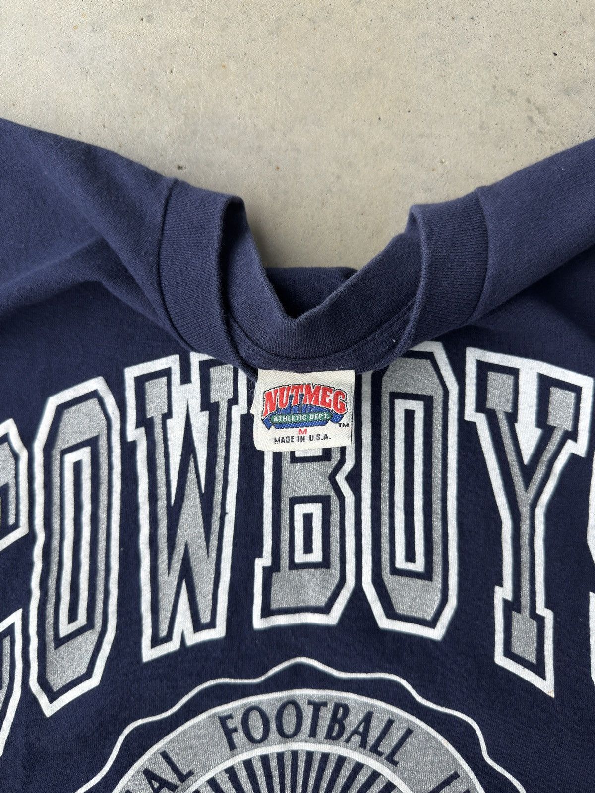 Nutmeg Vintage 90s Dallas Cowboys NFL Nutmeg T-Shirt Size US M / EU 48-50 / 2 - 4 Thumbnail