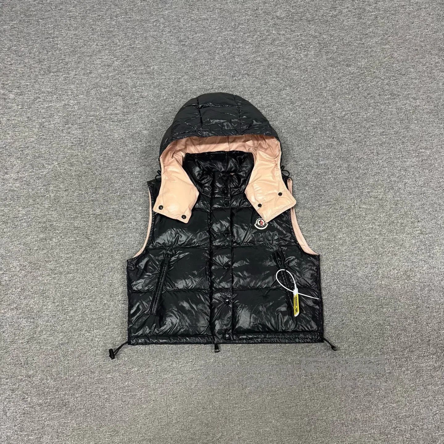 Moncler Moncler Alpiste Gilet series: Short down jacket| Size M / US 6-8 / IT 42-44 - 1 Thumbnail