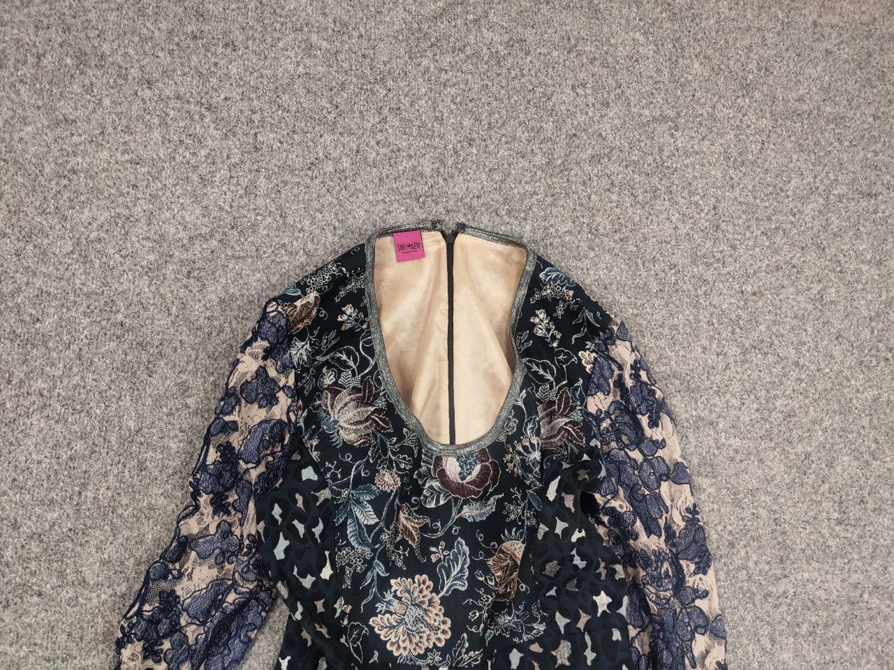 Missoni Save The Queen Mid-length dress combined fabric lace sleeve Size M / US 6-8 / IT 42-44 - 4 Thumbnail