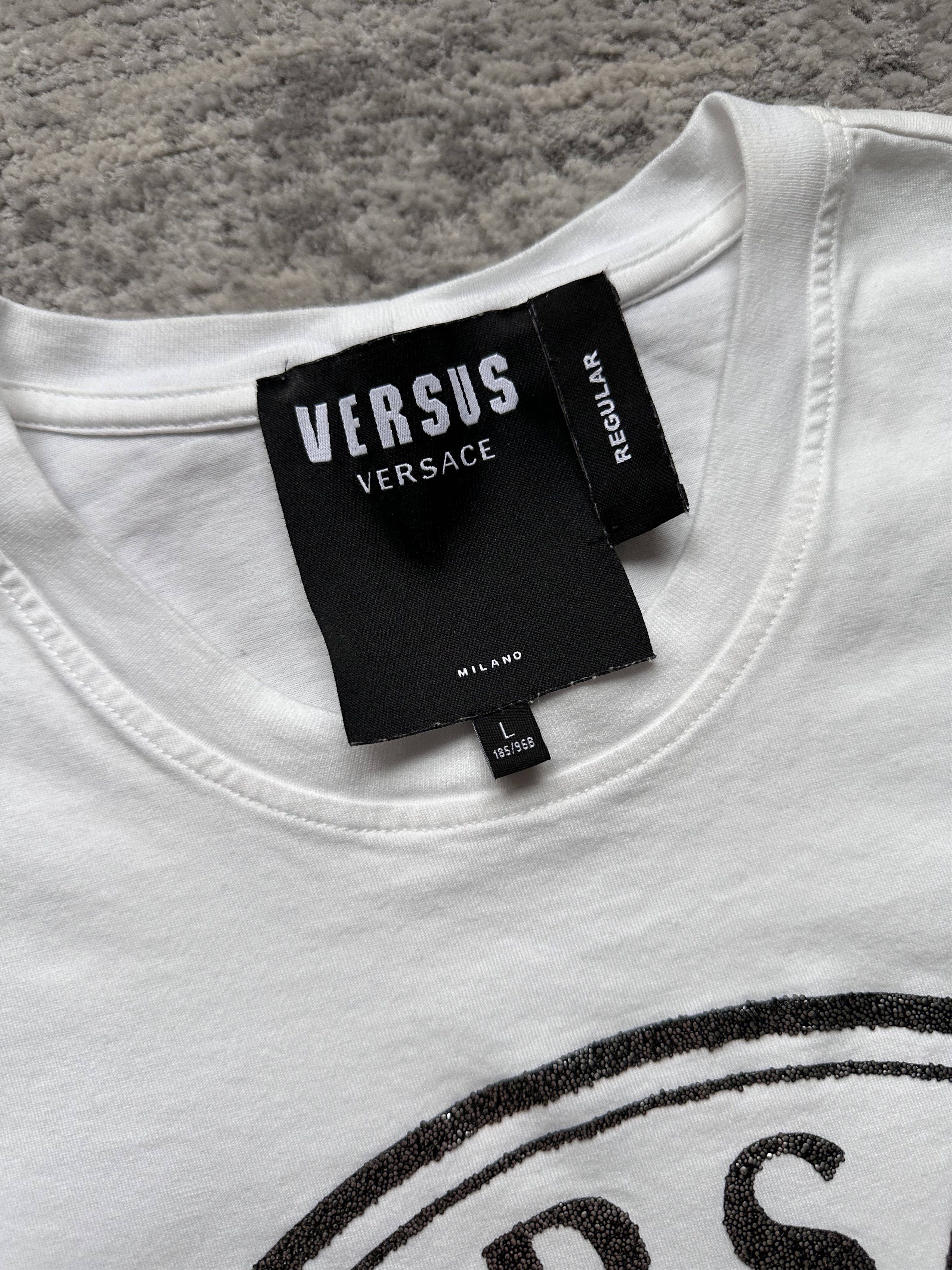 Versus Versace Versus Versace t shirt Size US L / EU 52-54 / 3 - 6 Thumbnail