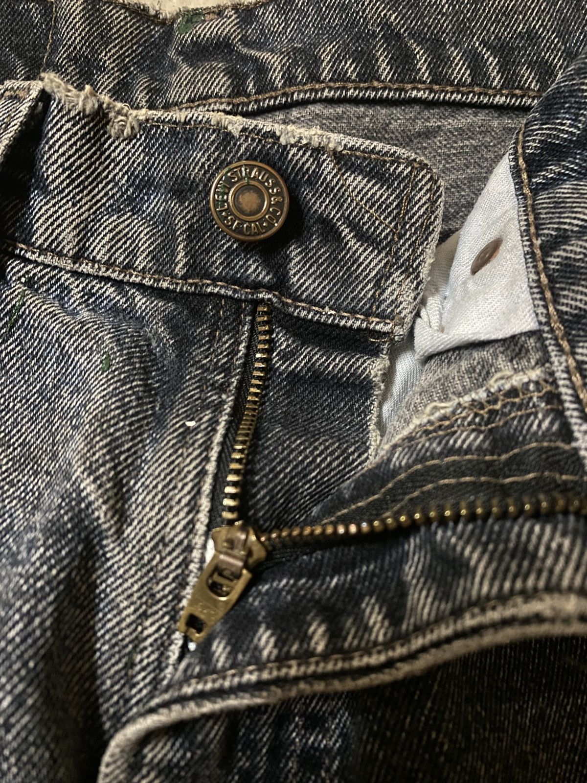 Levi's Vintage 80s Levis Distressed Paint Splatter Pattern Jeans Size US 30 / EU 46 - 5 Thumbnail
