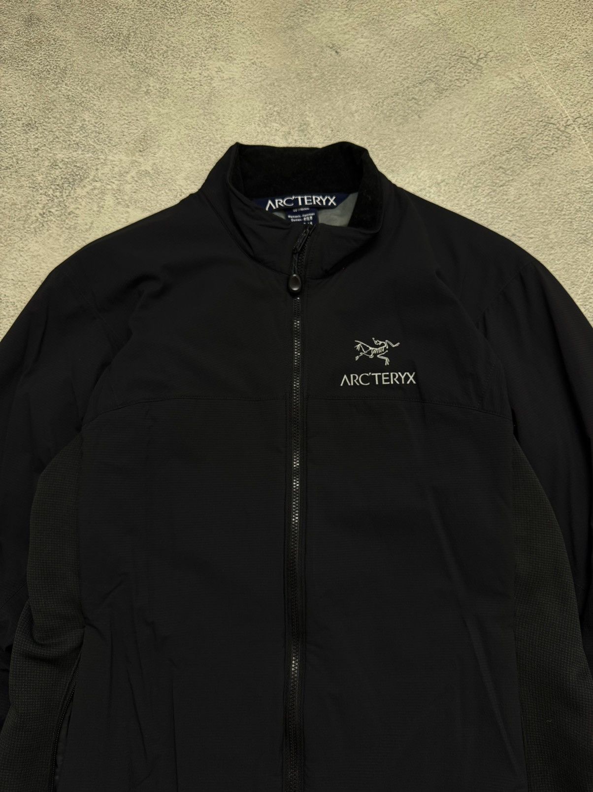 Arc'teryx Vintage Y2k Arc’teryx Nylon Reflective Logo Jacket 00’s Size L / US 10 / IT 46 - 2 Thumbnail