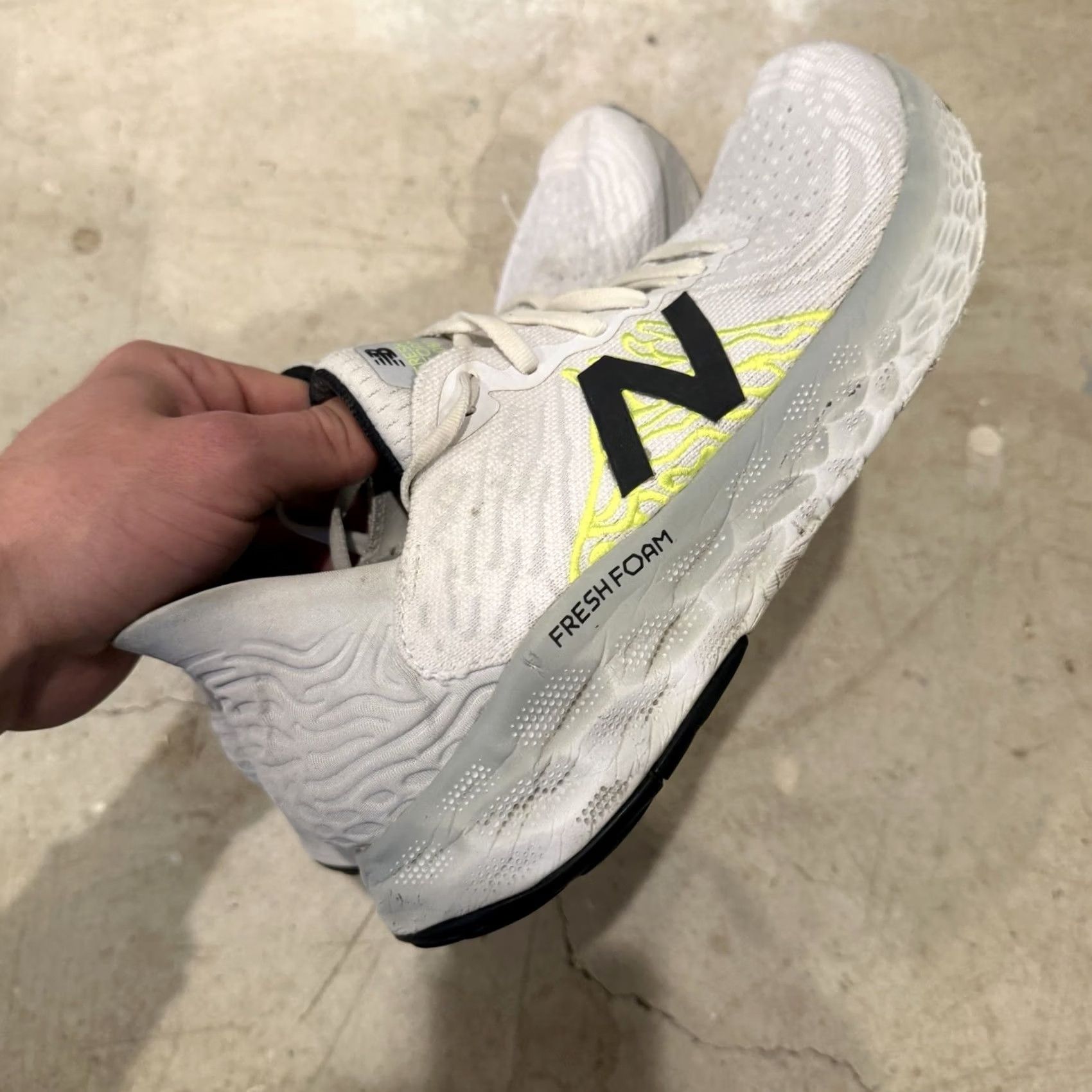 New Balance New Balance Fresh Foam 1080 V10 Womens 11 B Sneaker White Running W1080C10 Size US 9 / IT 39 - 5 Thumbnail
