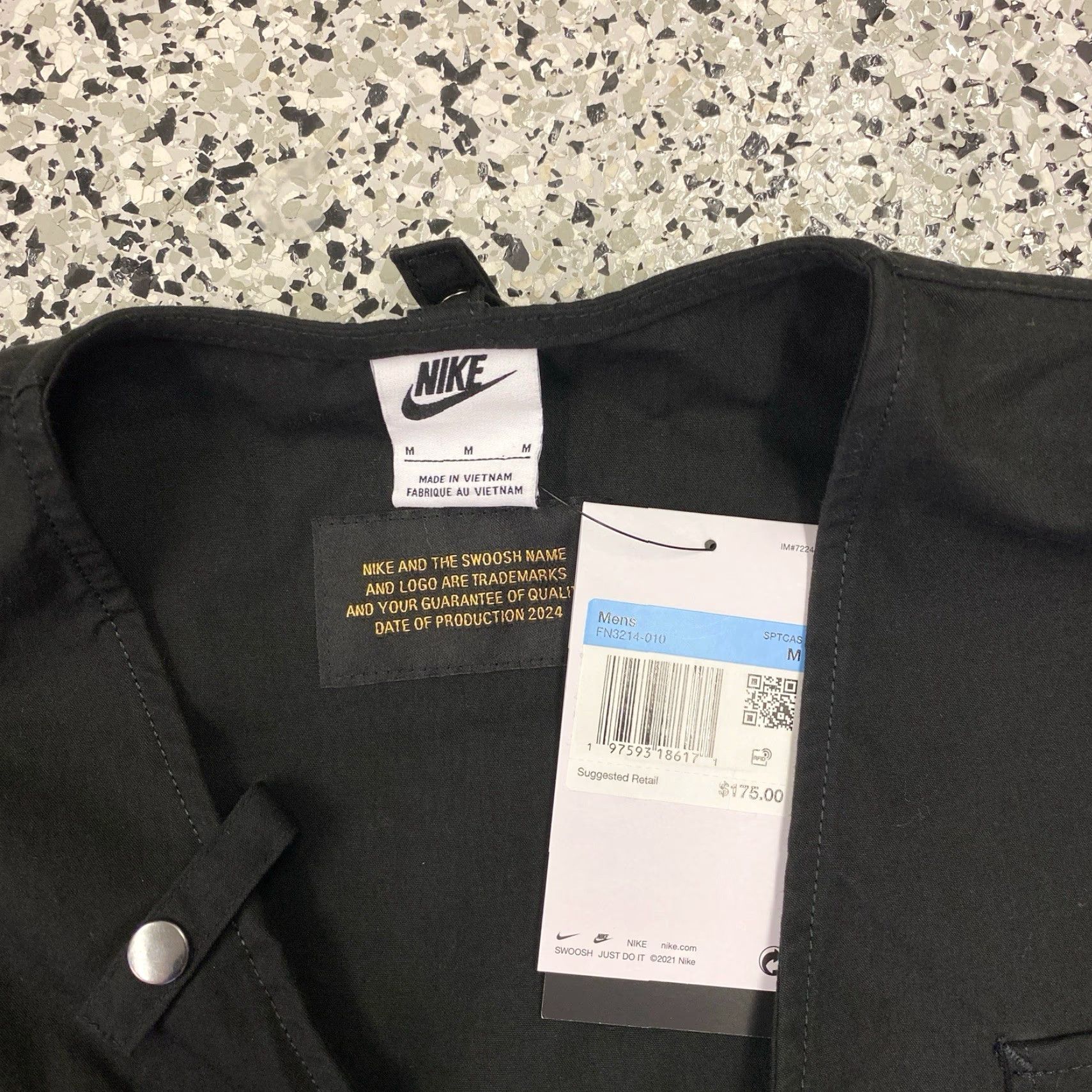 Nike Nike Life Utility Fishing Black Vest Mens Medium New Size US M / EU 48-50 / 2 - 3 Thumbnail
