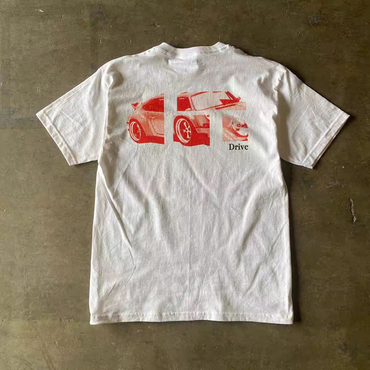 Japanese Brand × Vintage White casual retro car print cotton t-shirt Size US L / EU 52-54 / 3 - 1 Thumbnail