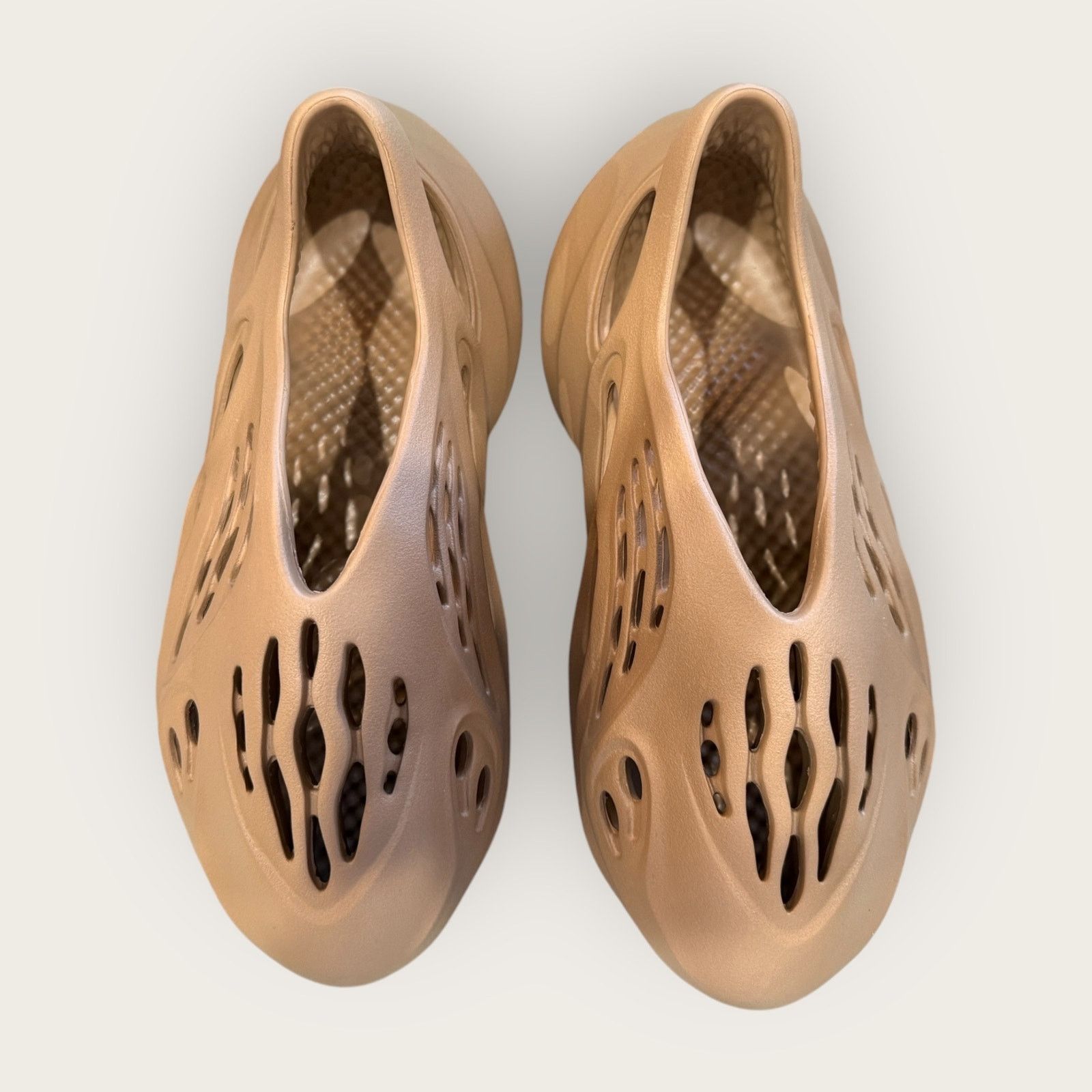Yeezy Yeezy Foam Runner ‘Clay Taupe’ Size US 6 / IT 36 - 8 Thumbnail