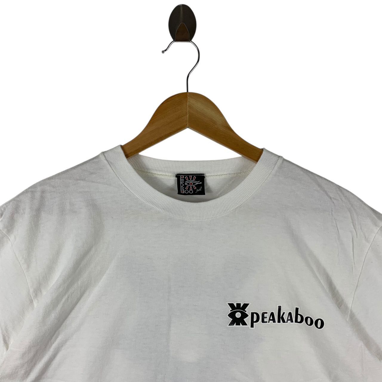 Vintage Vintage 90s PEAKABOO big logo back hit Surfing tee Size US S / EU 44-46 / 1 - 3 Thumbnail