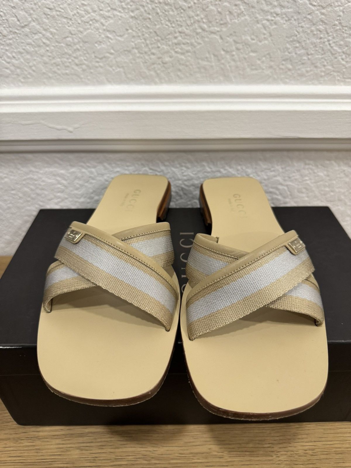 Gucci GUCCI Authentic Slide Sandals Cross Strap Beige Size 37 C Size US 6 / IT 36 - 4 Thumbnail