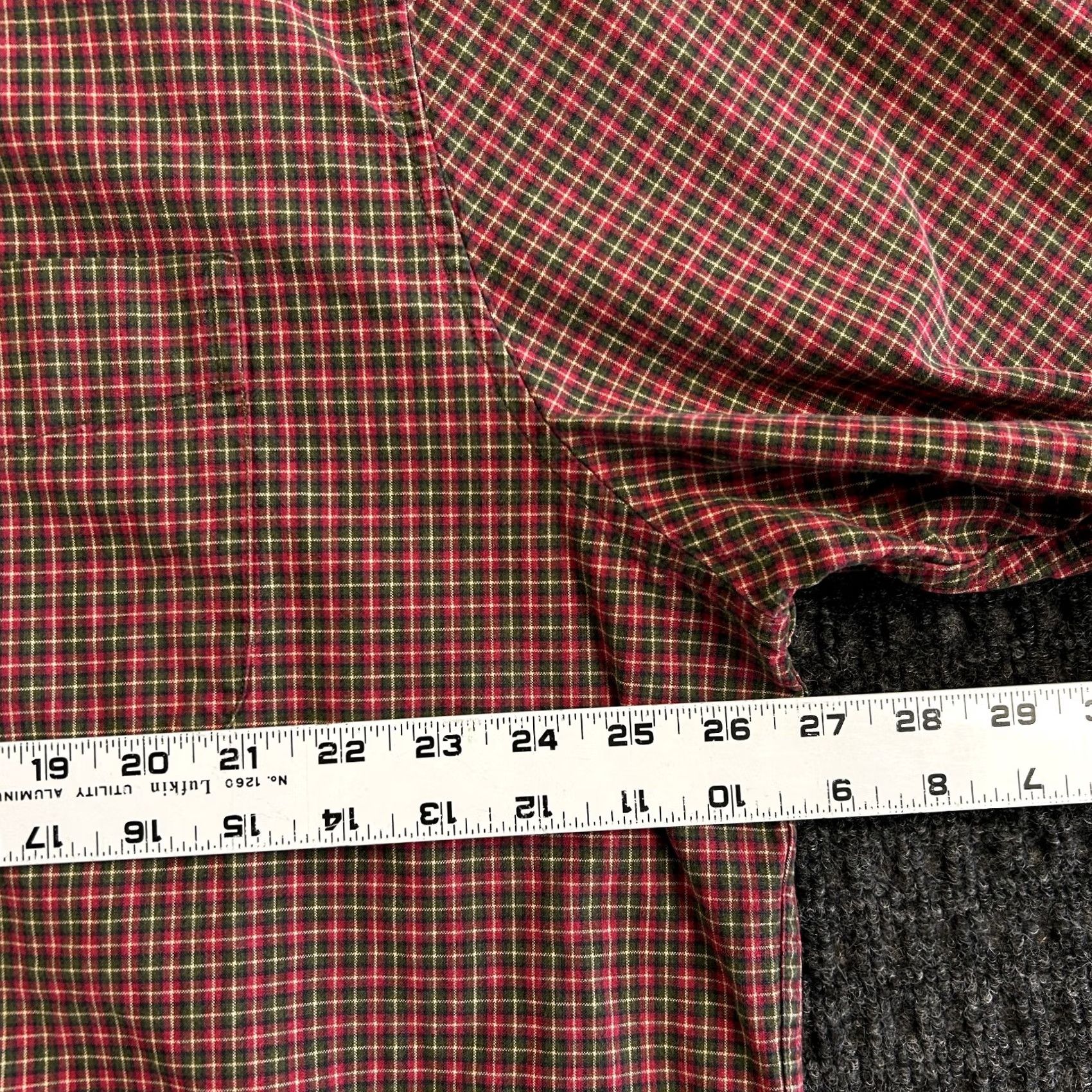 Abercrombie & Fitch Vintage Abercrombie & Fitch Plaid Button-Up Shirt XL Red Green Mens 90s Preppy College Classic y2k Short description Size US XL / EU 56 / 4 - 6 Thumbnail