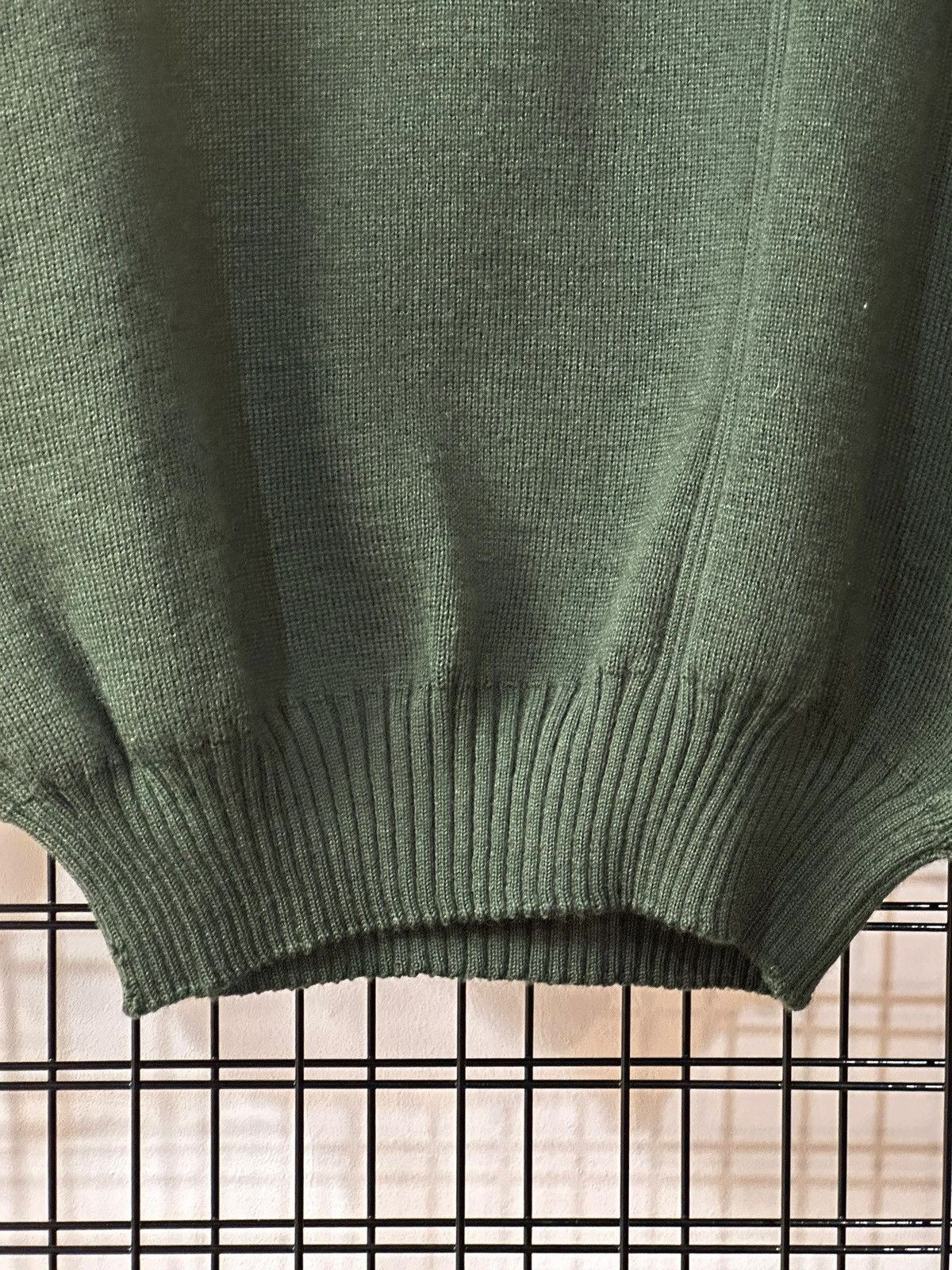 Burberry vintage Burberrys green knit wool sweater . Size US M / EU 48-50 / 2 - 9 Thumbnail
