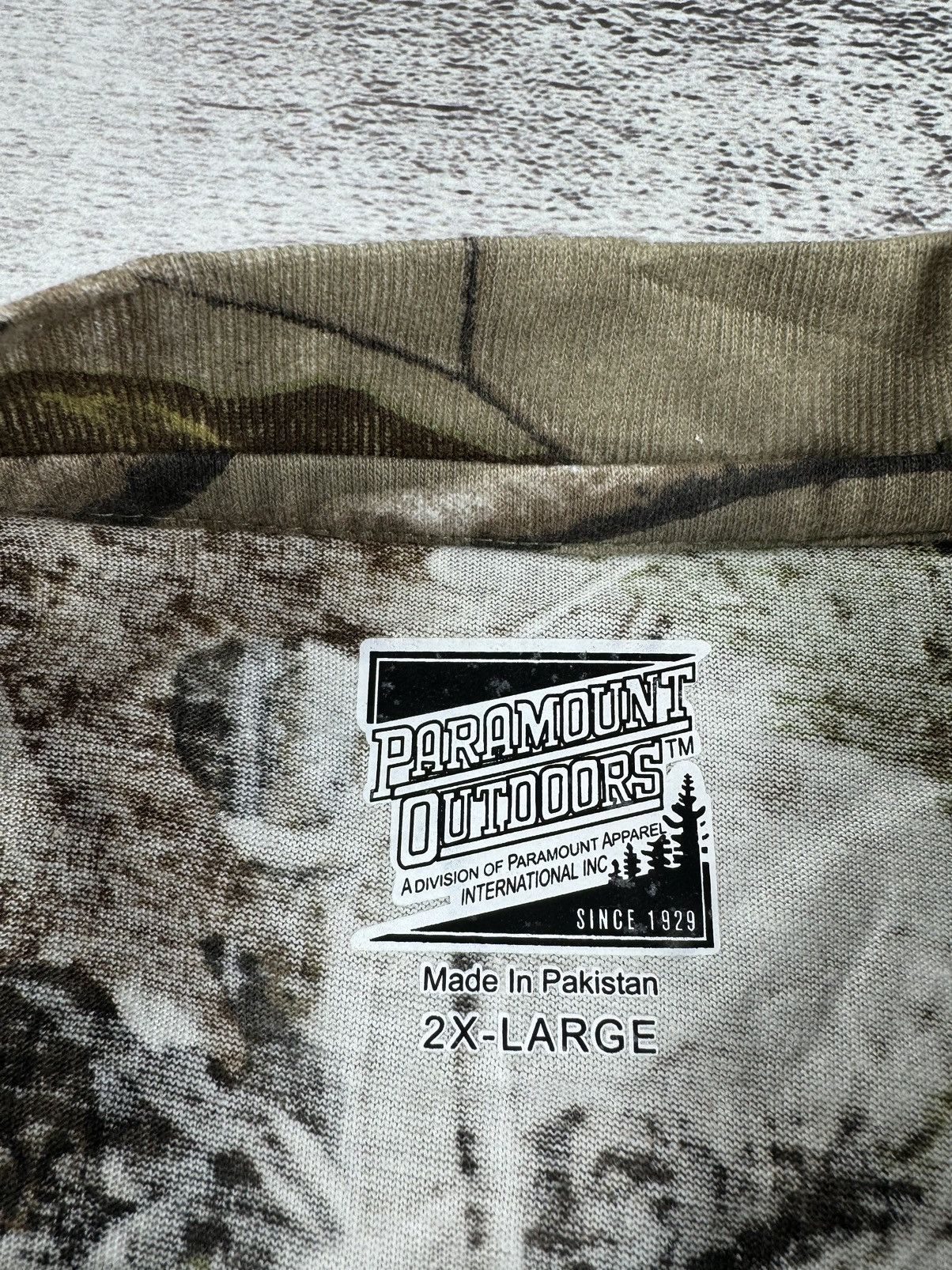 Realtree Vintage NEW Camo Realtree Thick Jungle Army Y2K T Shirt Tee Size US XXL / EU 58 / 5 - 11 Thumbnail
