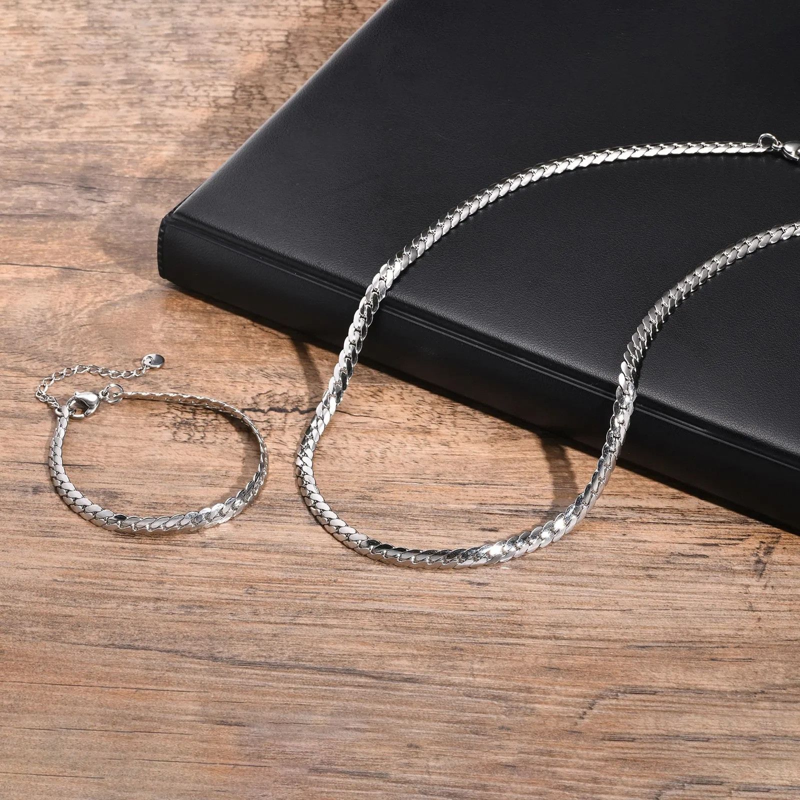 Jewelry Simple Style Chain Size ONE SIZE - 1 Thumbnail