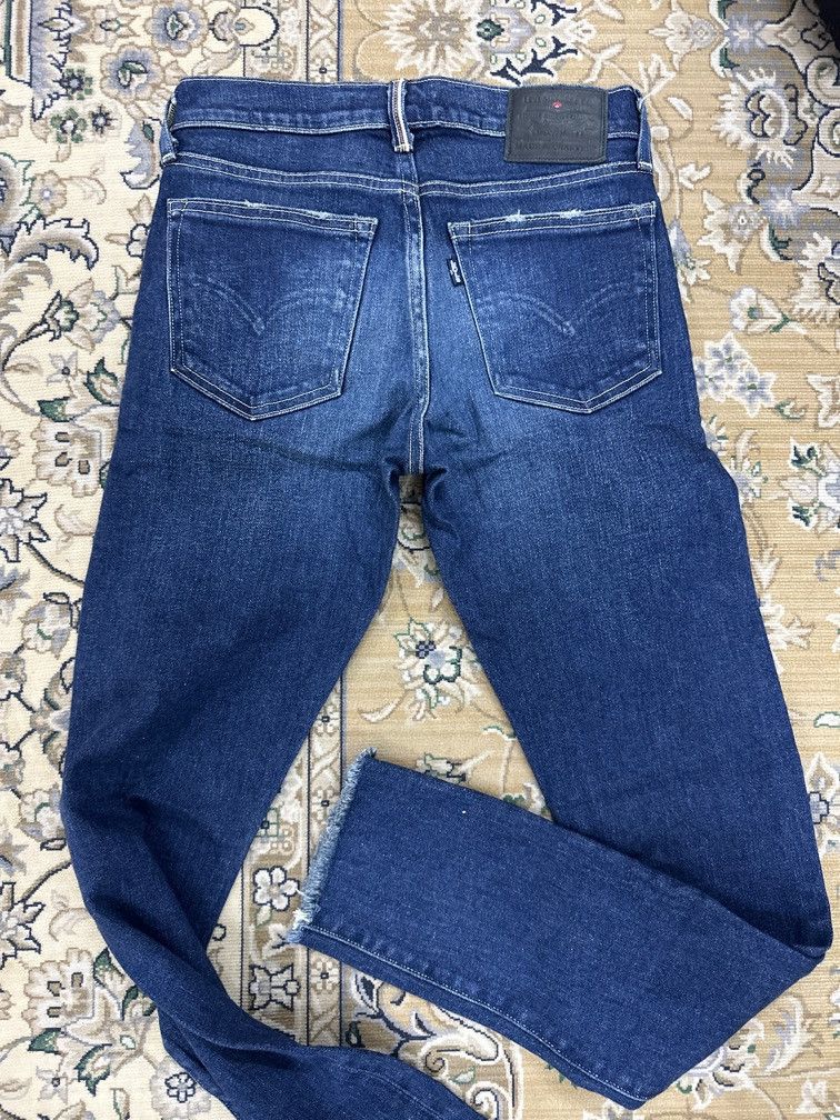LEVI’S borrowed from the boys