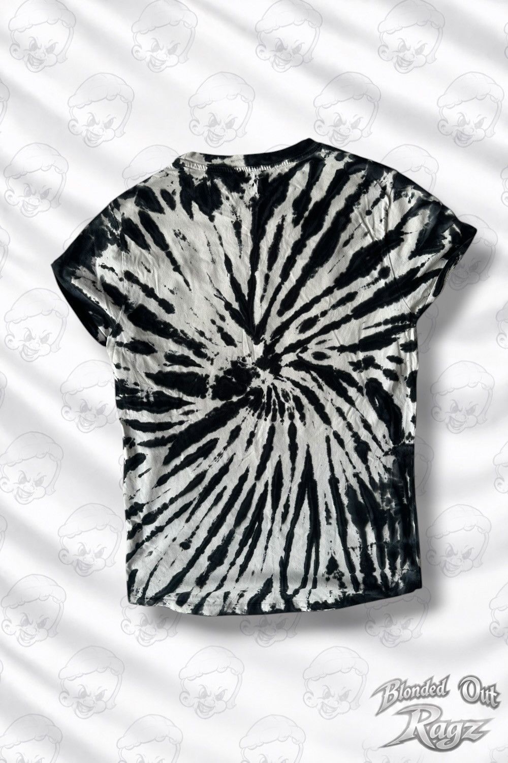Balmain SS18 Balmain White Black Tie Dye Coin Logo T-shirt Size US M / EU 48-50 / 2 - 2 Thumbnail