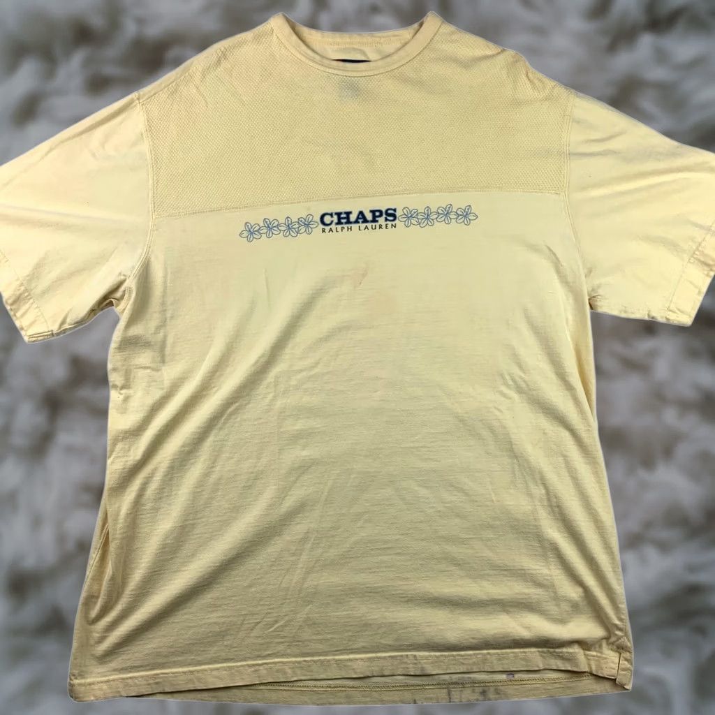 Chaps VINTAGE Chaps Ralph Lauren Men's T-Shirt Yellow 100% Cotton Crew Neck Short Sleeve Logo Chest Large Size US L / EU 52-54 / 3 - 1 Thumbnail