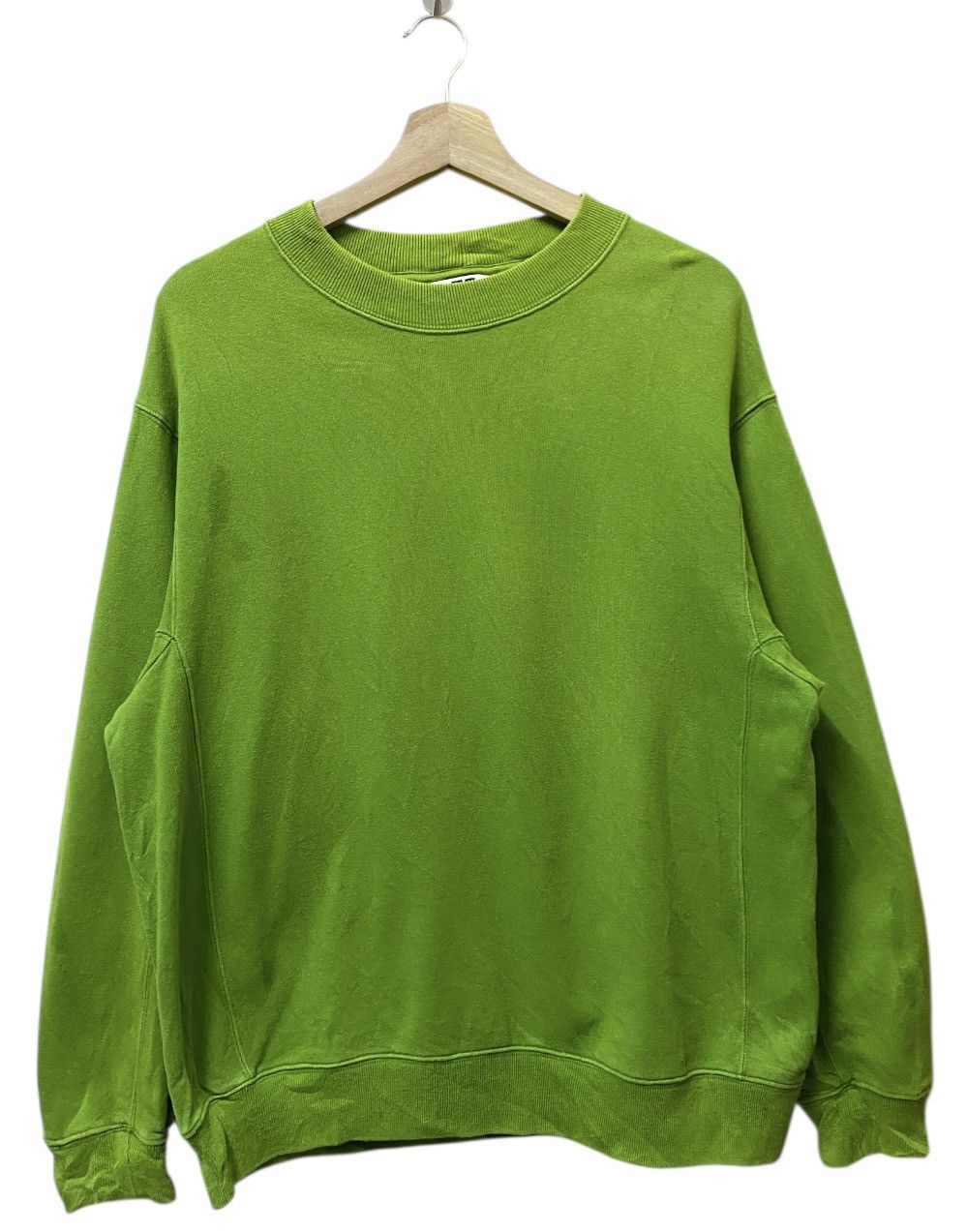 Uniqlo Uniqlo Plain Sweatshirt Green Colour Crewneck Size US L / EU 52-54 / 3 - 1 Thumbnail
