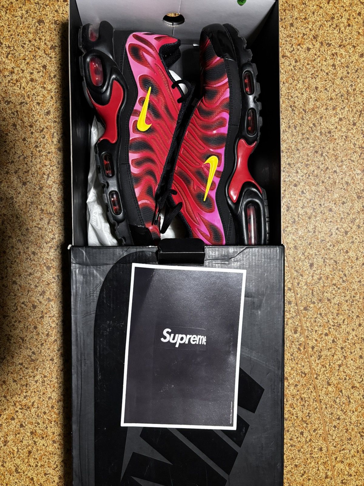 Nike × Supreme Supreme x nike air max 95 (Flame) Size US 11.5 / EU 44-45 - 2 Thumbnail