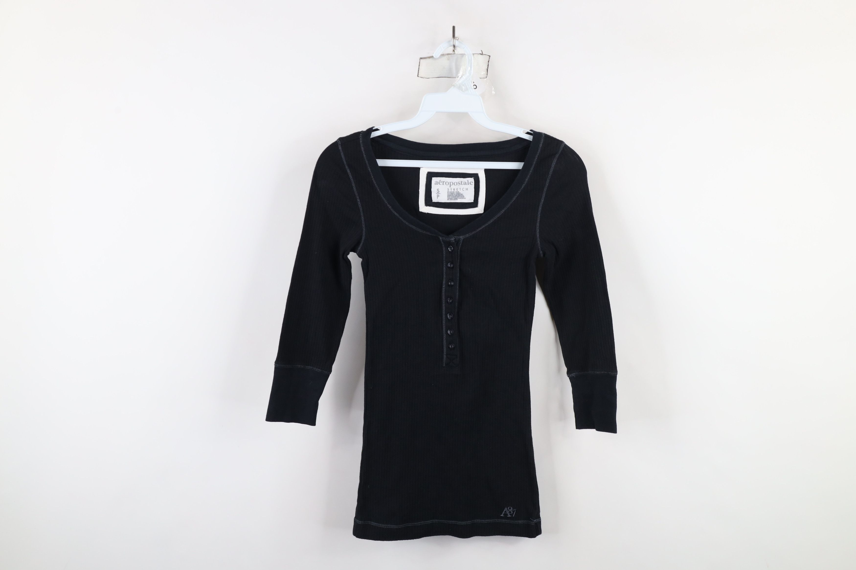 Aeropostale × Vintage Vintage Y2K Aeropostale Thermal Ribbed Knit Henley T-Shirt Size S / US 4 / IT 40 - 1 Thumbnail