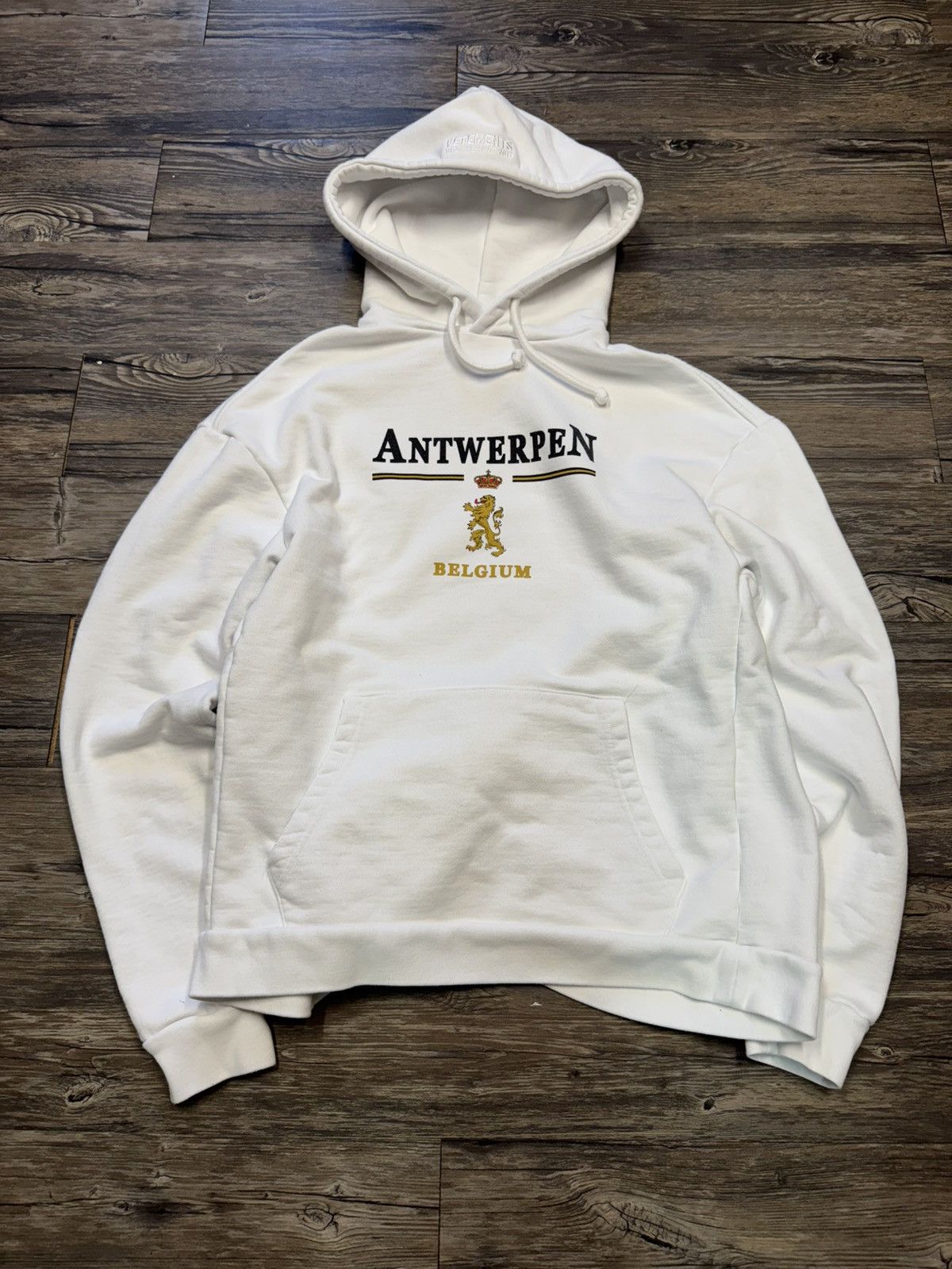 VETEMENTS White Antwerp hoodie 【公式通販】