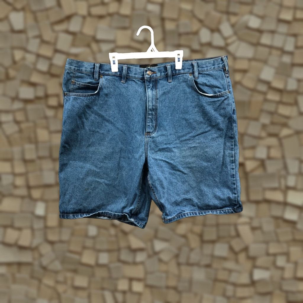 Vintage RedHead Shorts Mens 44 Mid Rise Dark Wash Blue Denim Jean Bermuda Shorts Regular 5-Pocket Vintage? No Size US 44 / EU 60 - 1 Thumbnail