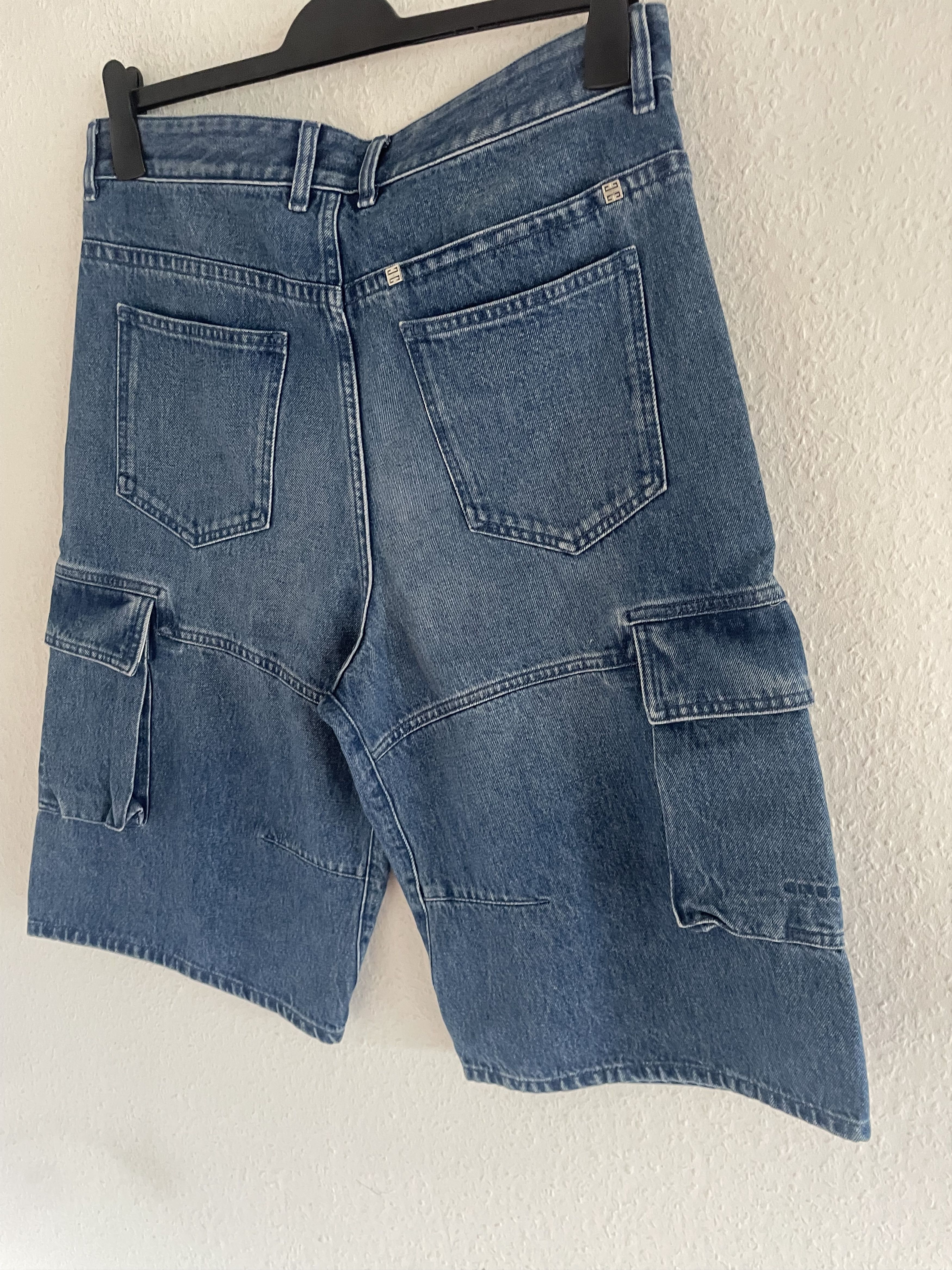 Givenchy Cargo Denim Shorts Size US 33 - 12 Thumbnail