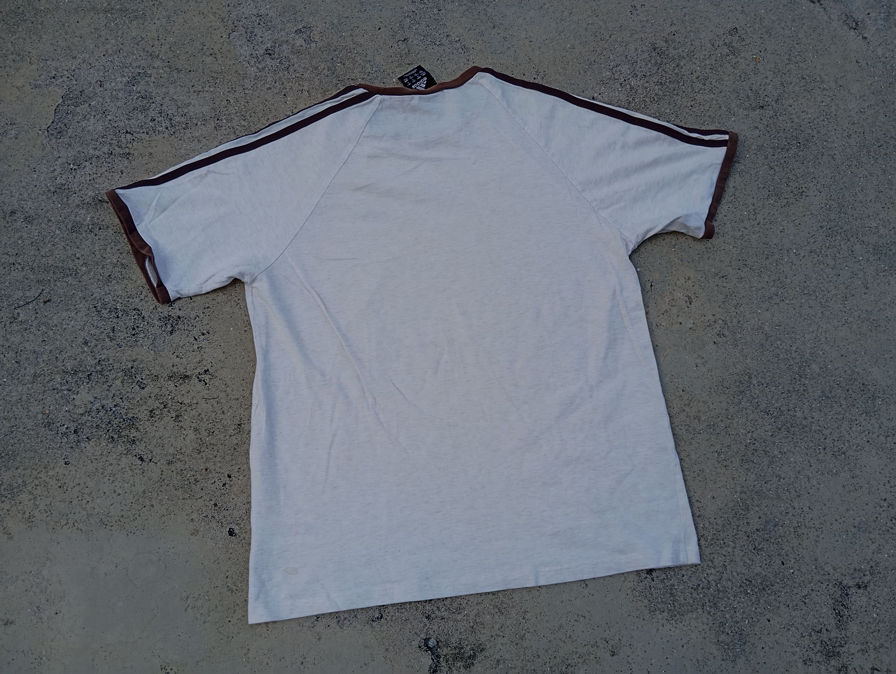 Adidas VTG y2k 2000s Adidas ringer tan/brown tshirt retro classic Size US M / EU 48-50 / 2 - 8 Thumbnail