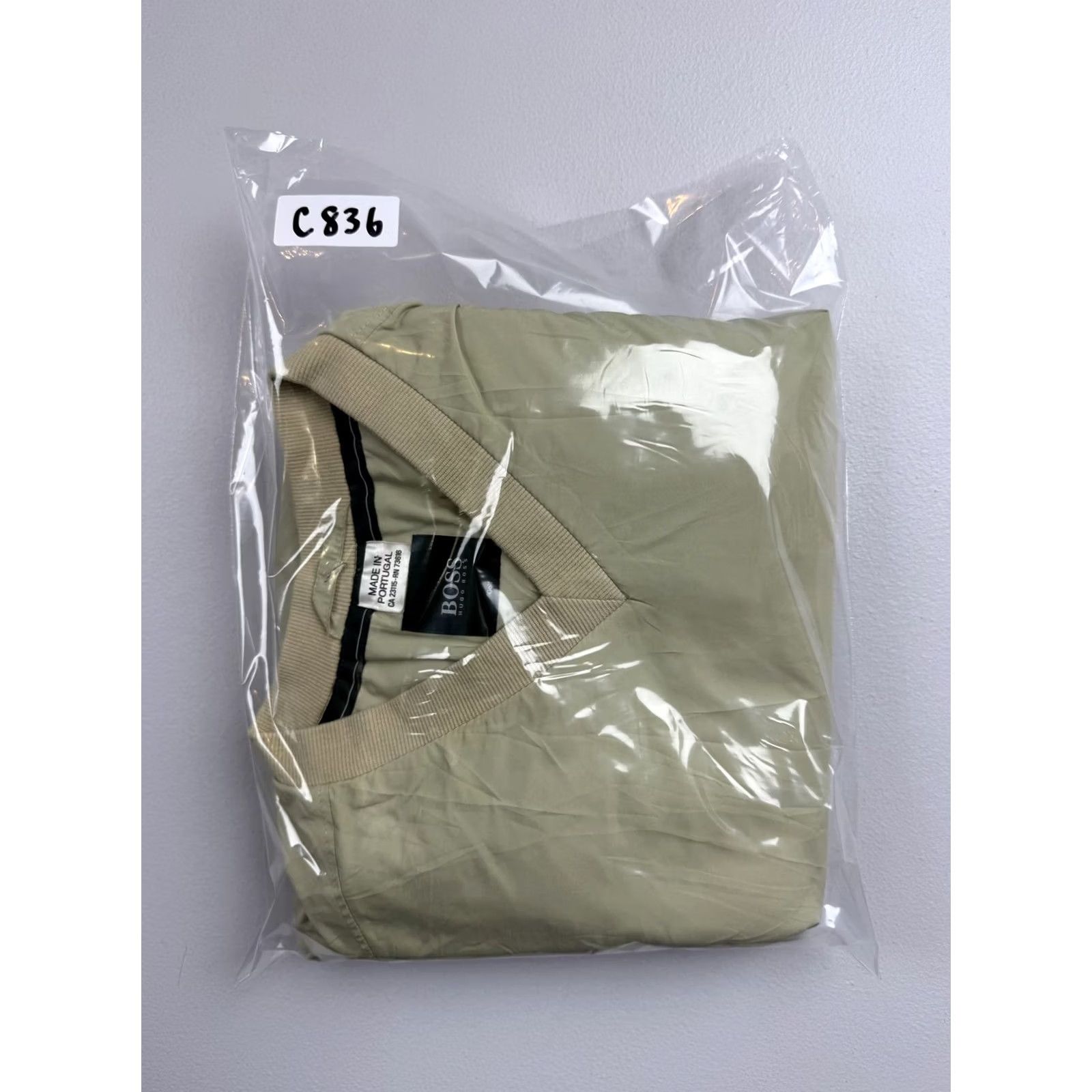 Hugo Boss BOSS Hugo Golf Jacket Mens Beige Pullover Windbreaker Lightweight V Neck Read Size US XL / EU 56 / 4 - 6 Thumbnail