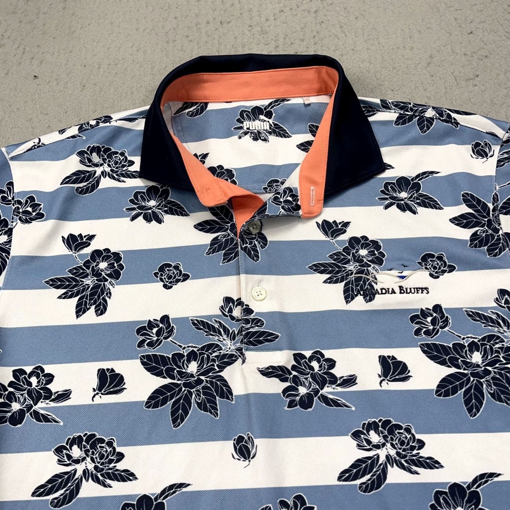 Puma PUMA Golf Polo Shirt Mens Small Blue White Floral Stretch Cap Sleeve Polo Shirt Polo Shirt Golf Shirt Mens Small Blue White Floral Stretch Size US S / EU 44-46 / 1 - 2 Thumbnail