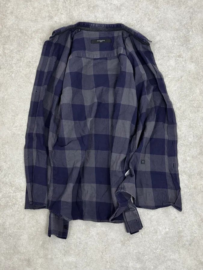 Givenchy Givenchy Grey & Navy Classy Checkered Shirt Size US S / EU 44-46 / 1 - 7 Thumbnail