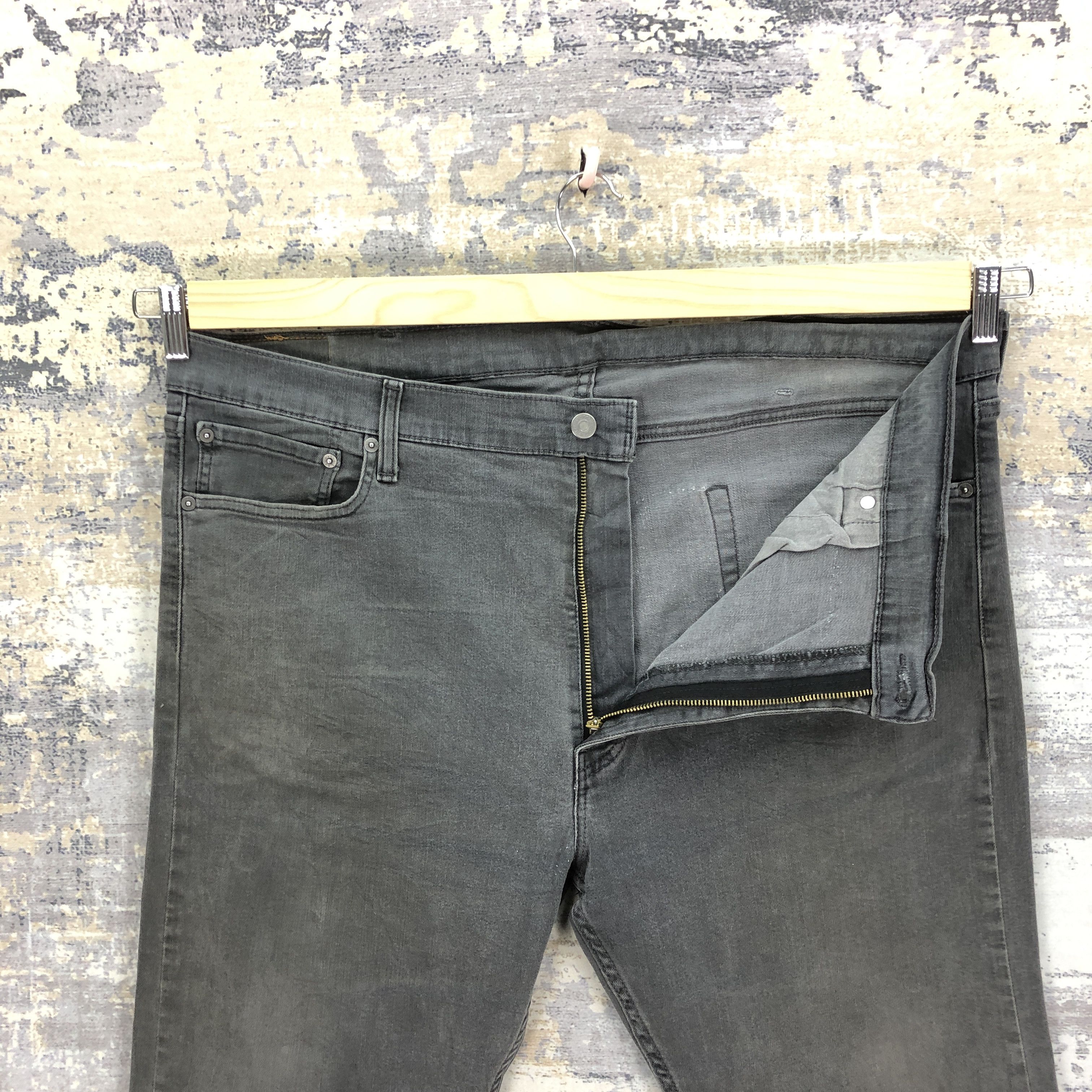 Levi's Vintage Levis 513 Faded Black Jeans Levi's Light Wash Denim Size US 42 / EU 58 - 6 Thumbnail